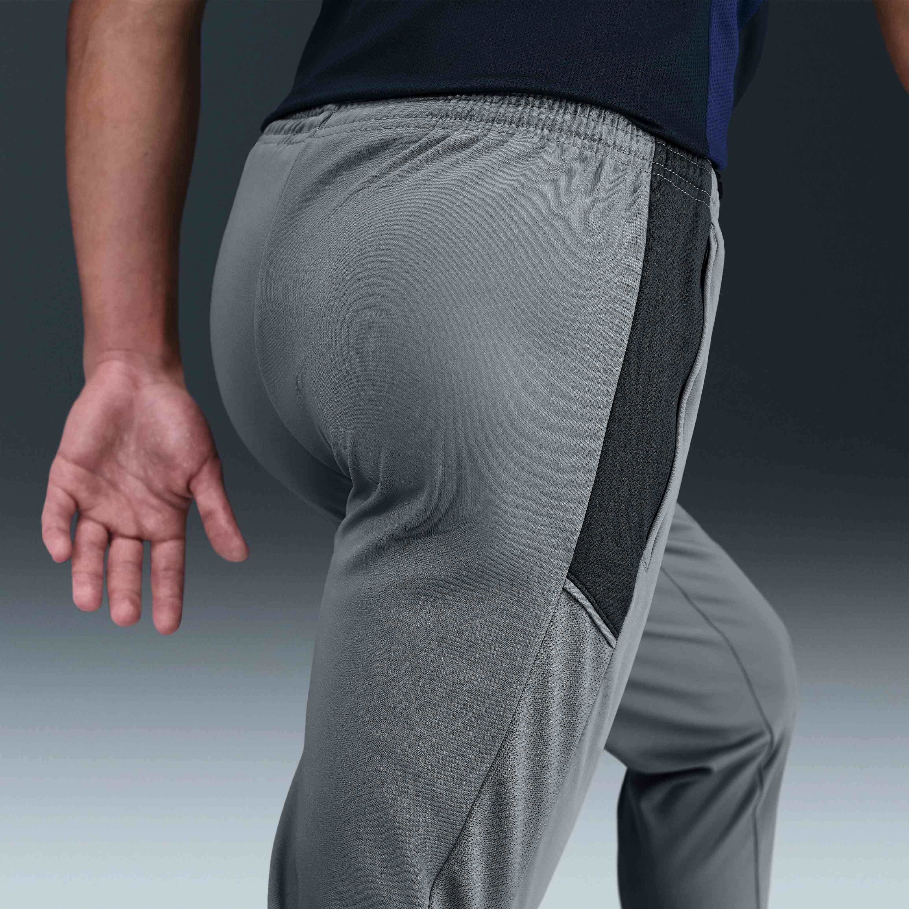 نايكي أكاديمي image number 2