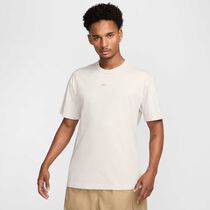 Nike Sportswear Premium Essentials