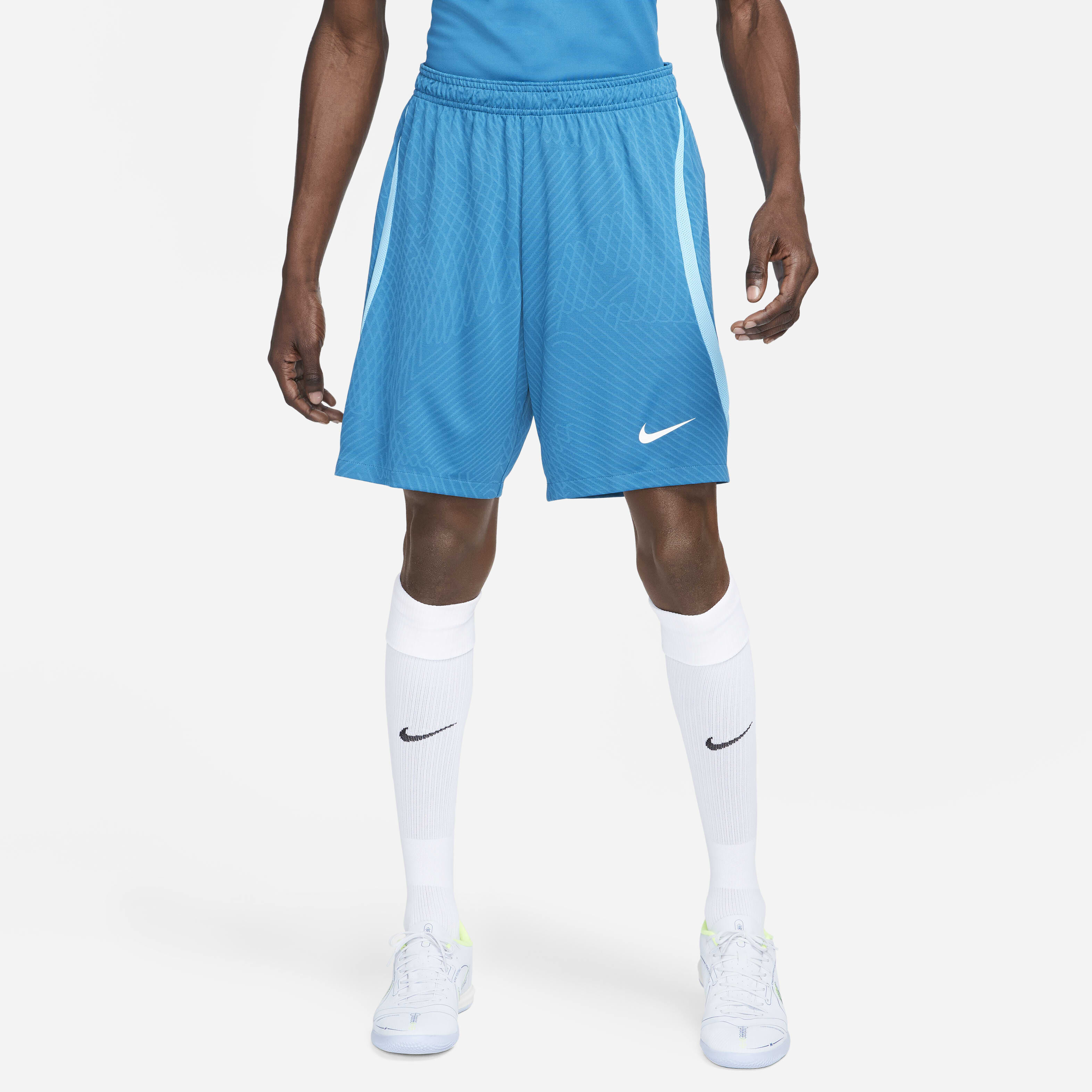 Nike Dri-FIT Strike image number 0