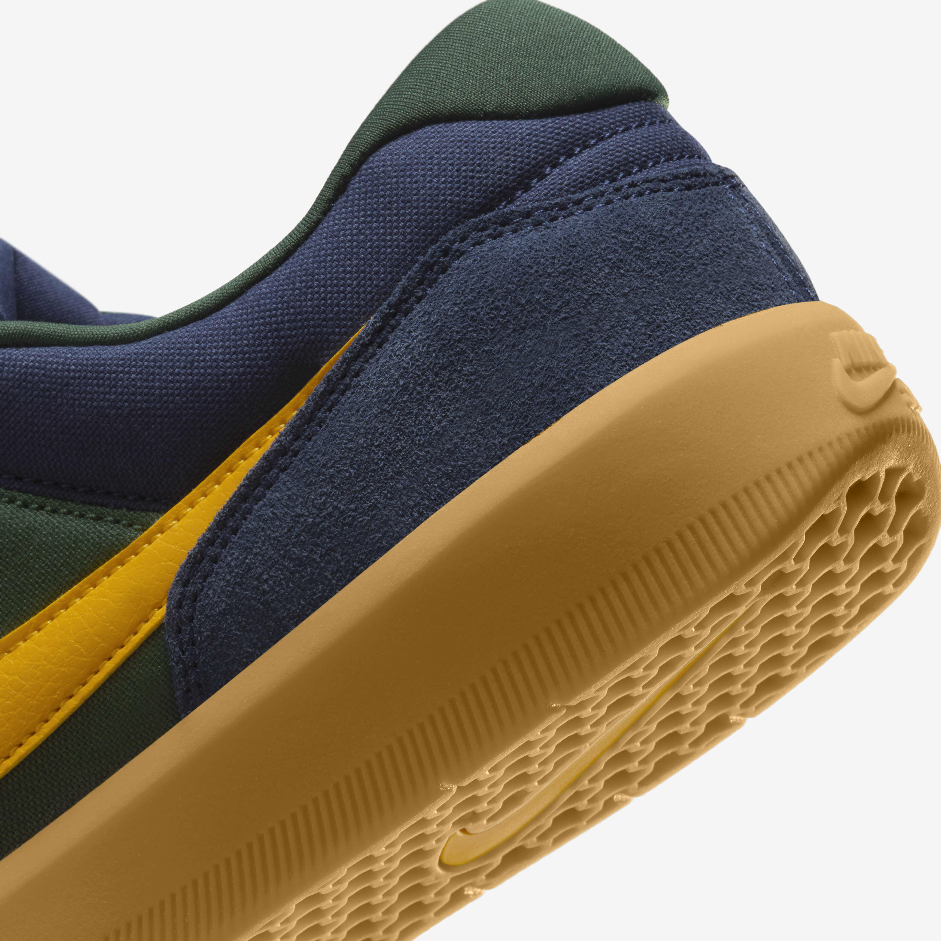 Nike sb team classic midnight green sales