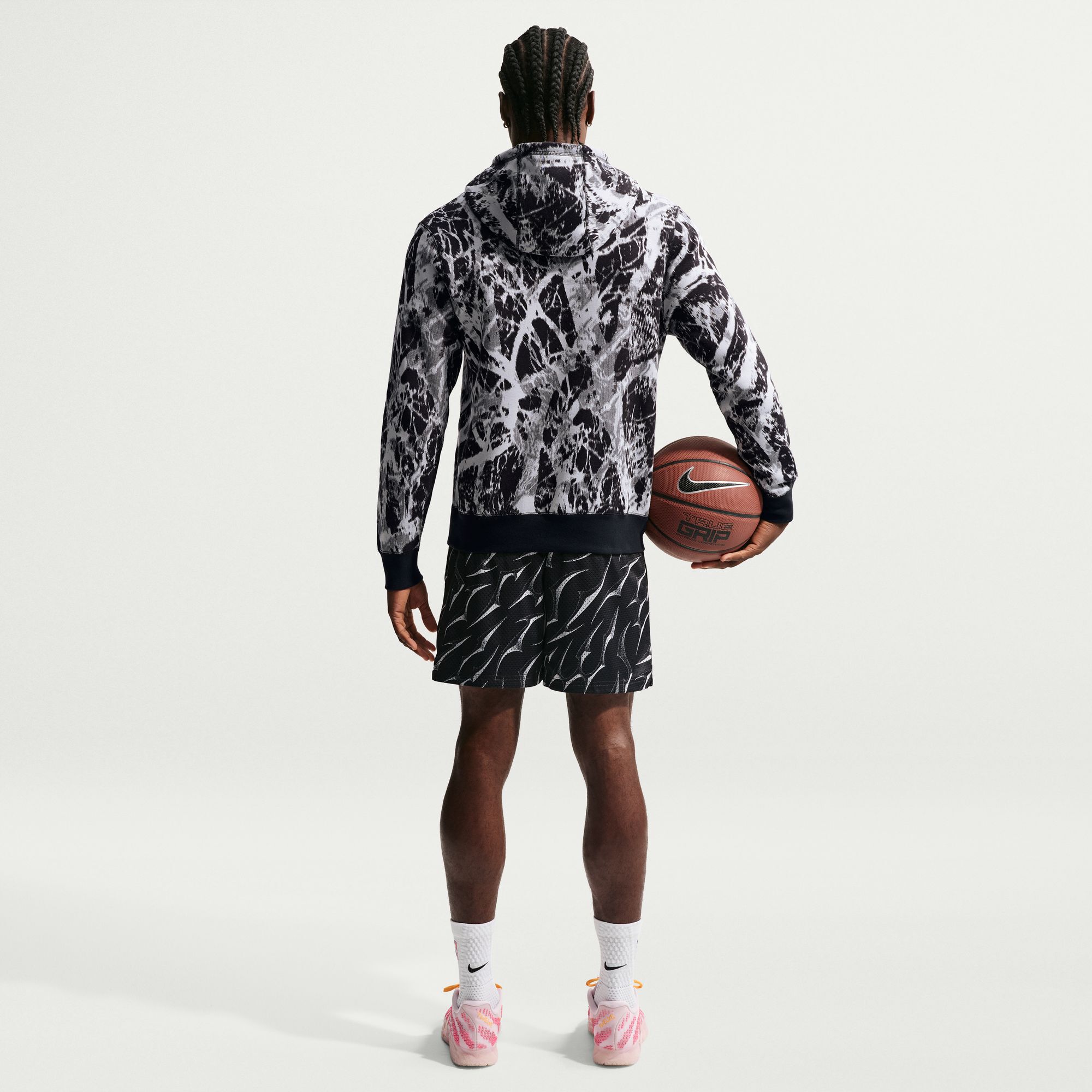 Ja Nike Club image number 1