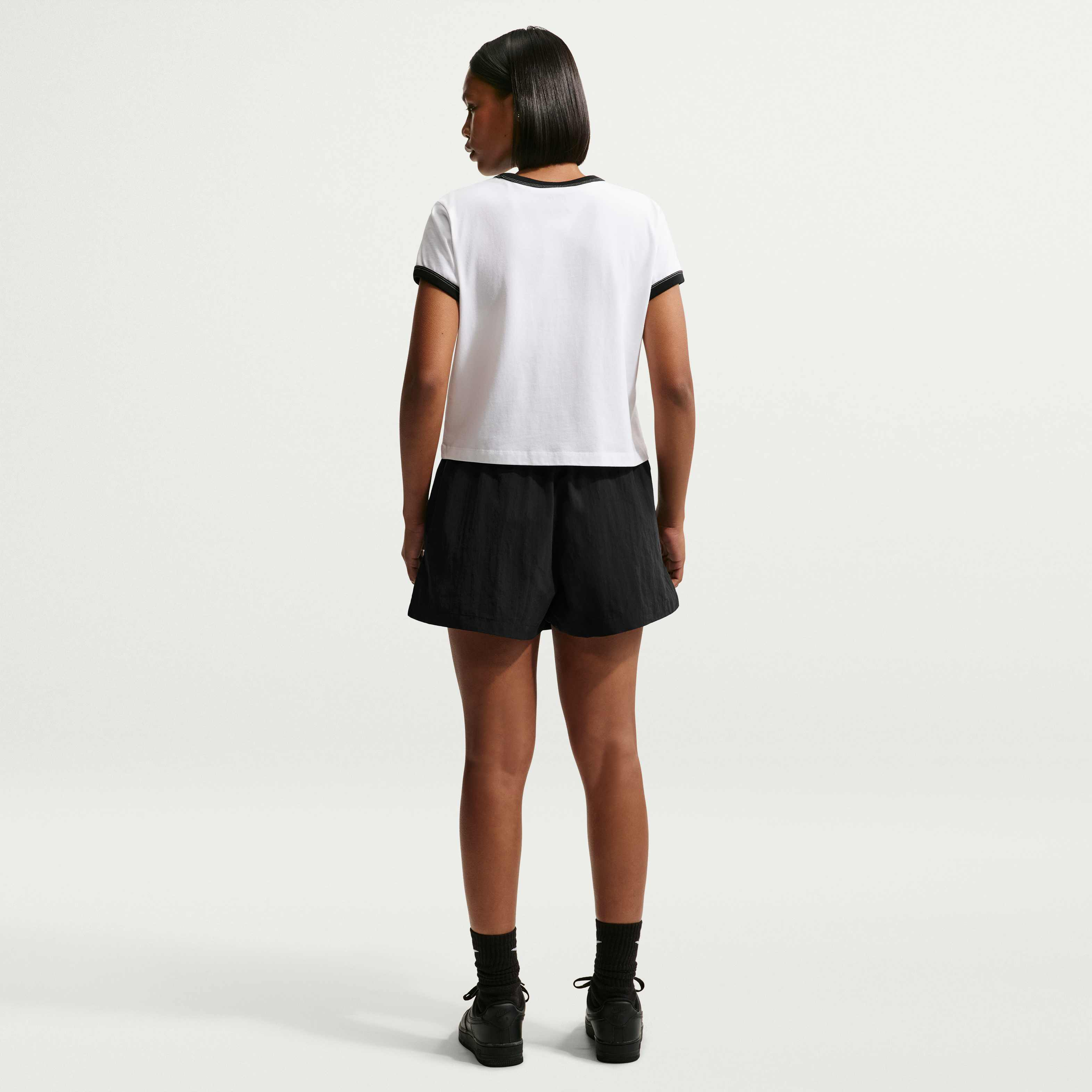 نايكي سبورتسوير ايسنشال image number 4