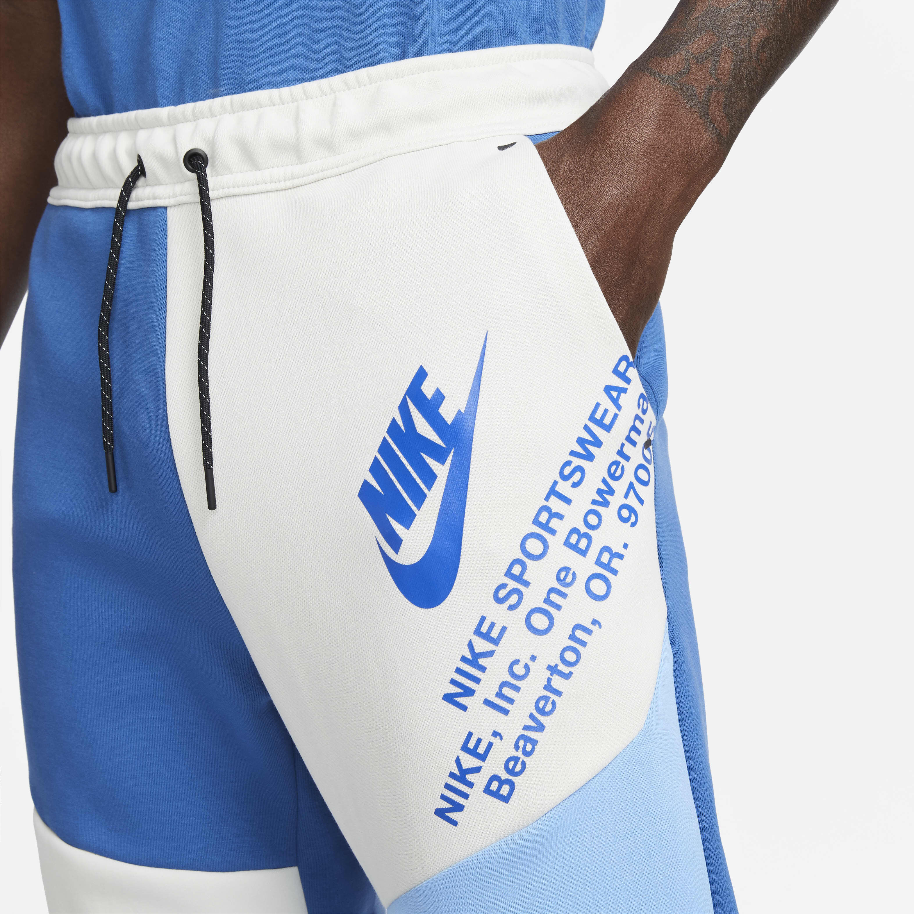 نايكي سبورتسوير تك فليس image number 2