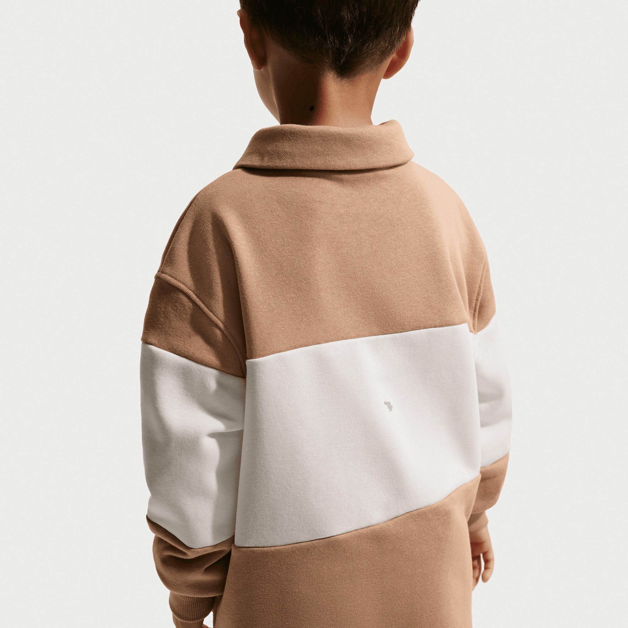 نايكي كلوب image number 6