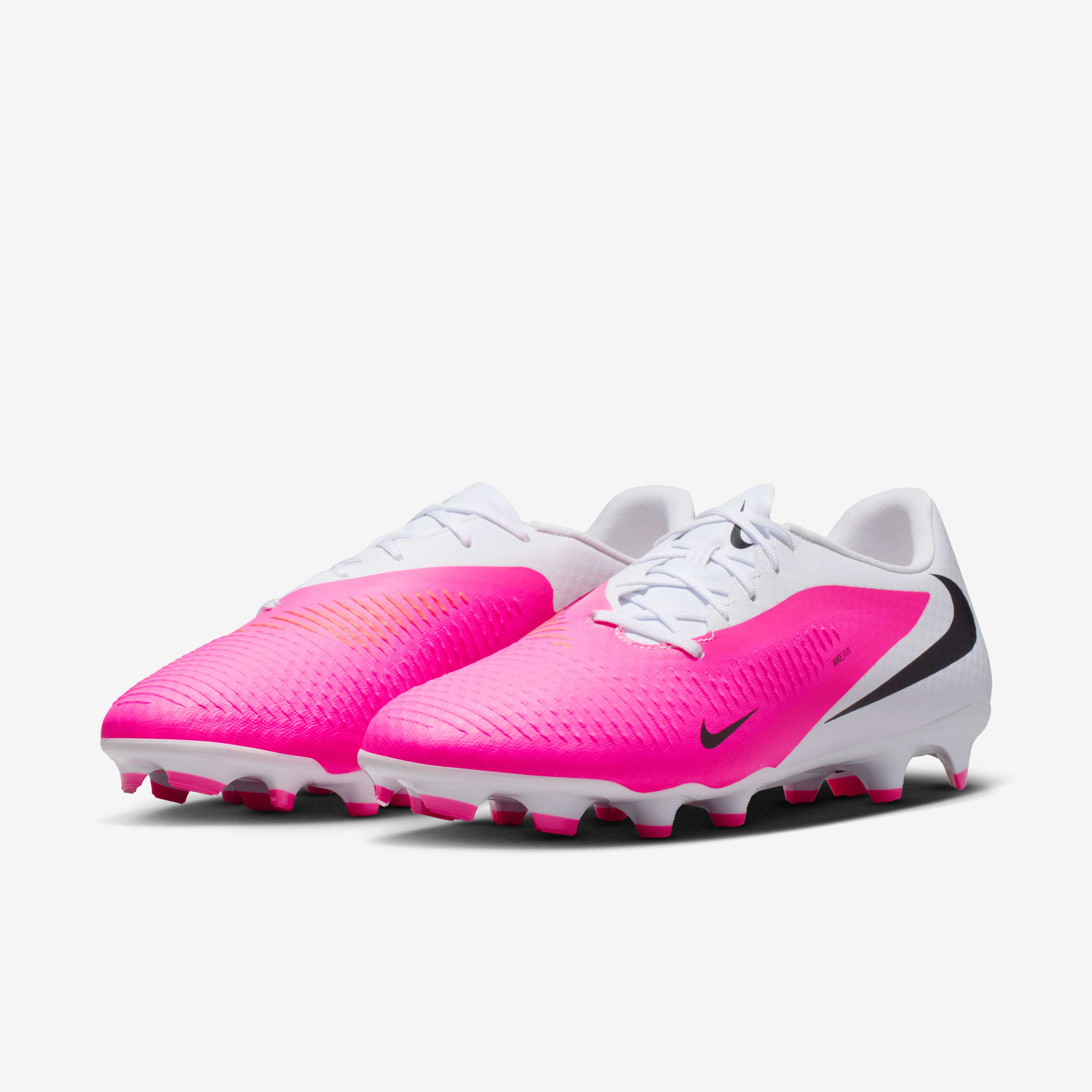 Nike Phantom 6 Low Academy image number 4