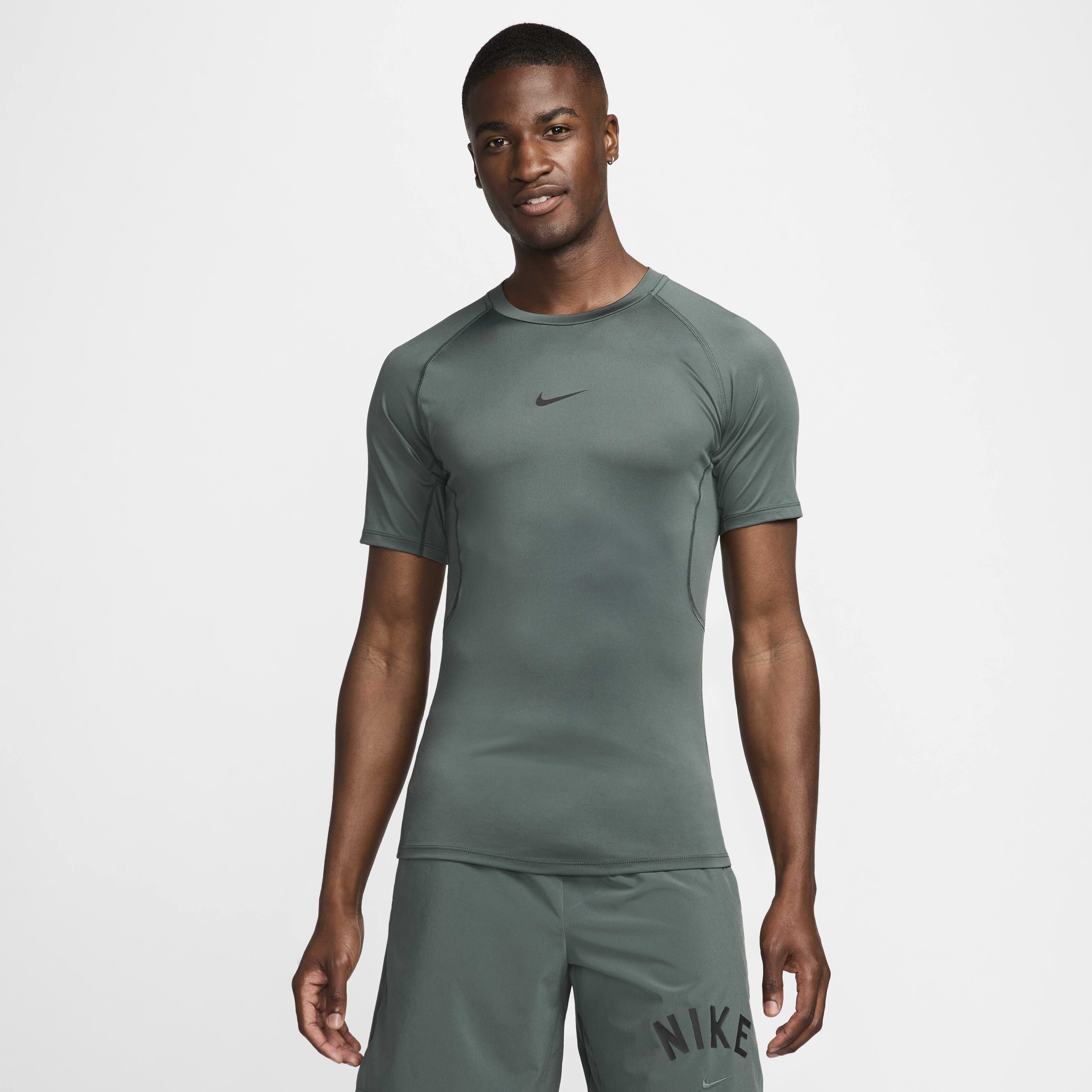 Men's short sleeve training top nike pro discount