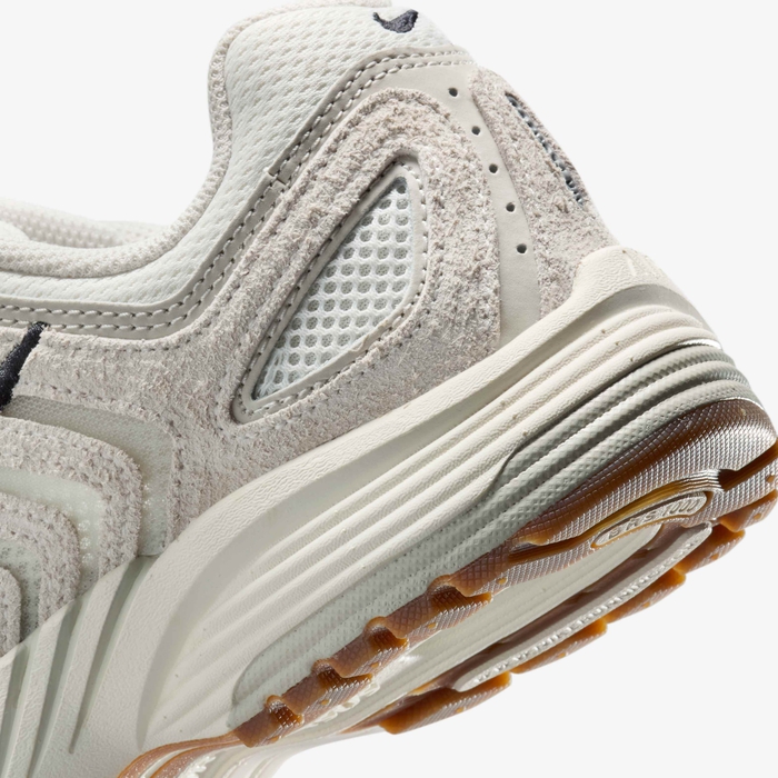 نايكي اير بيجاسوس 2005 image number 7 نايكي اير بيجاسوس 2005 image number 7