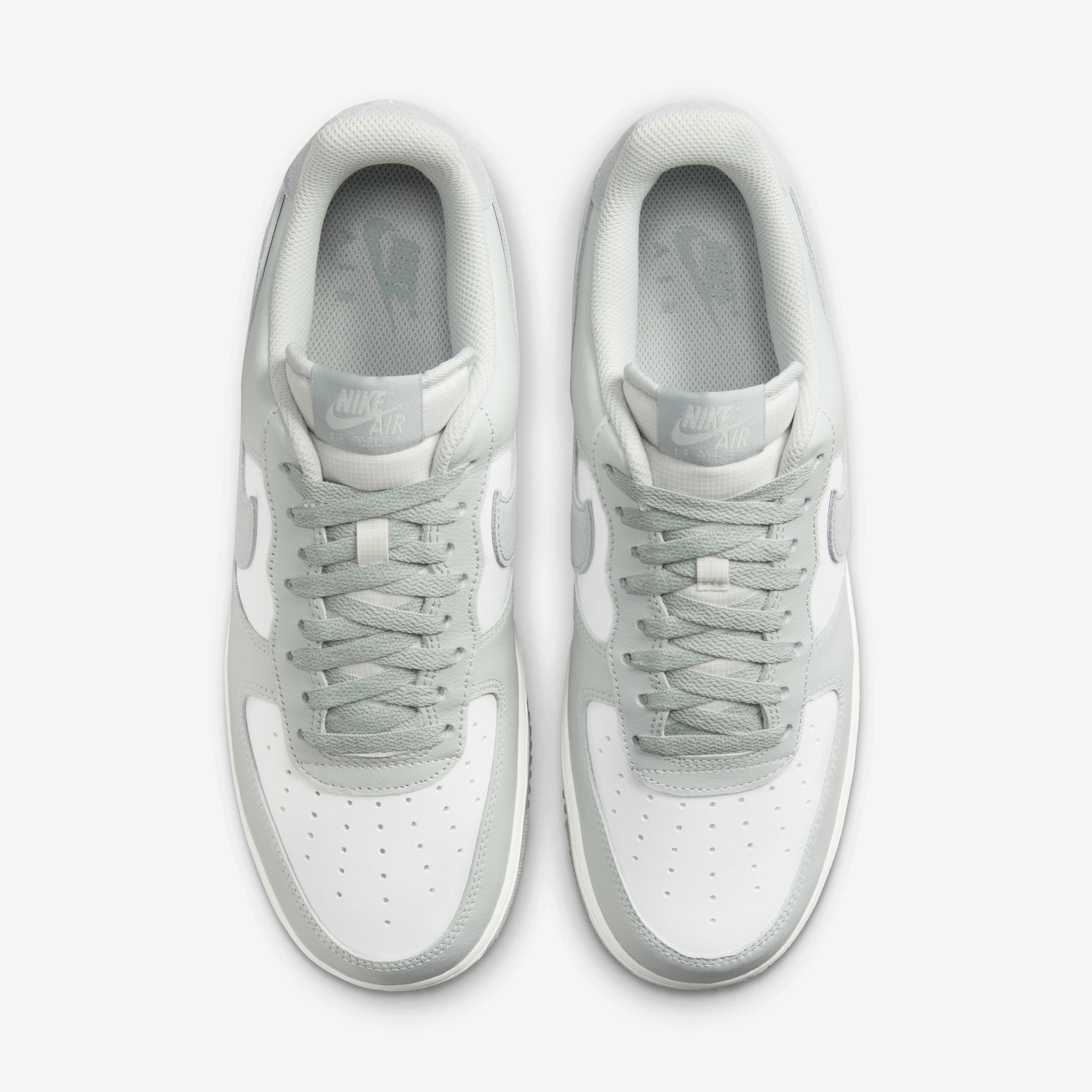 Nike Air Force 1 '07 LV8 image number 3