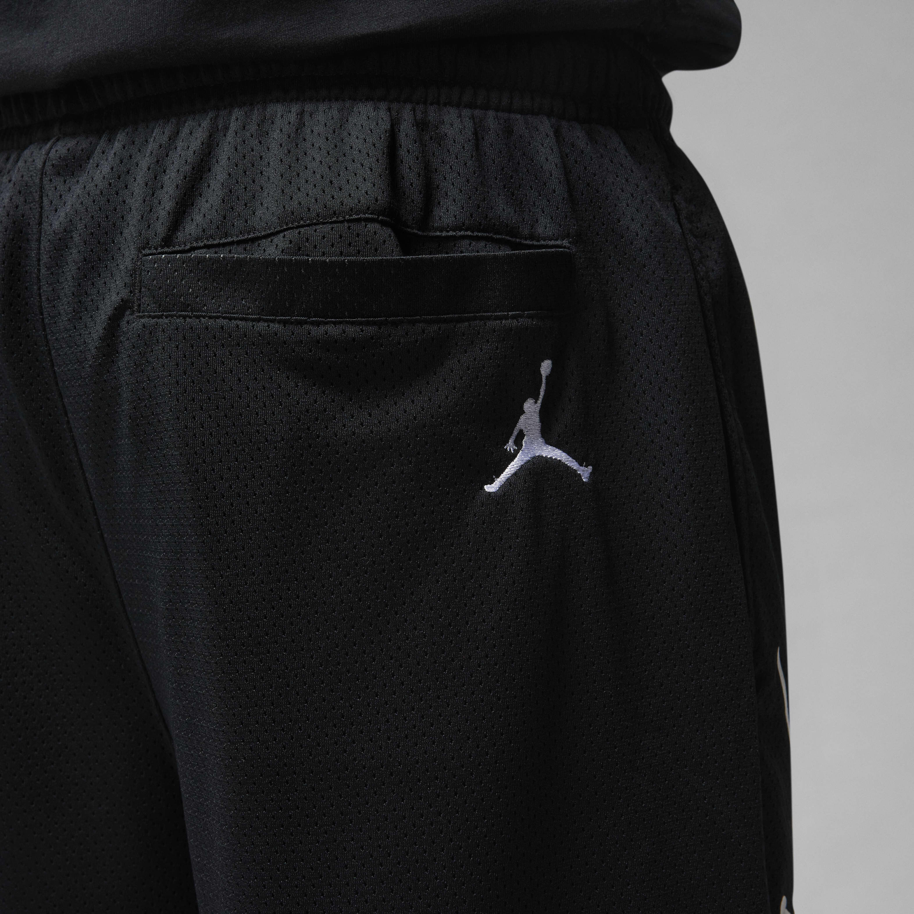 Jordan Essentials image number 5