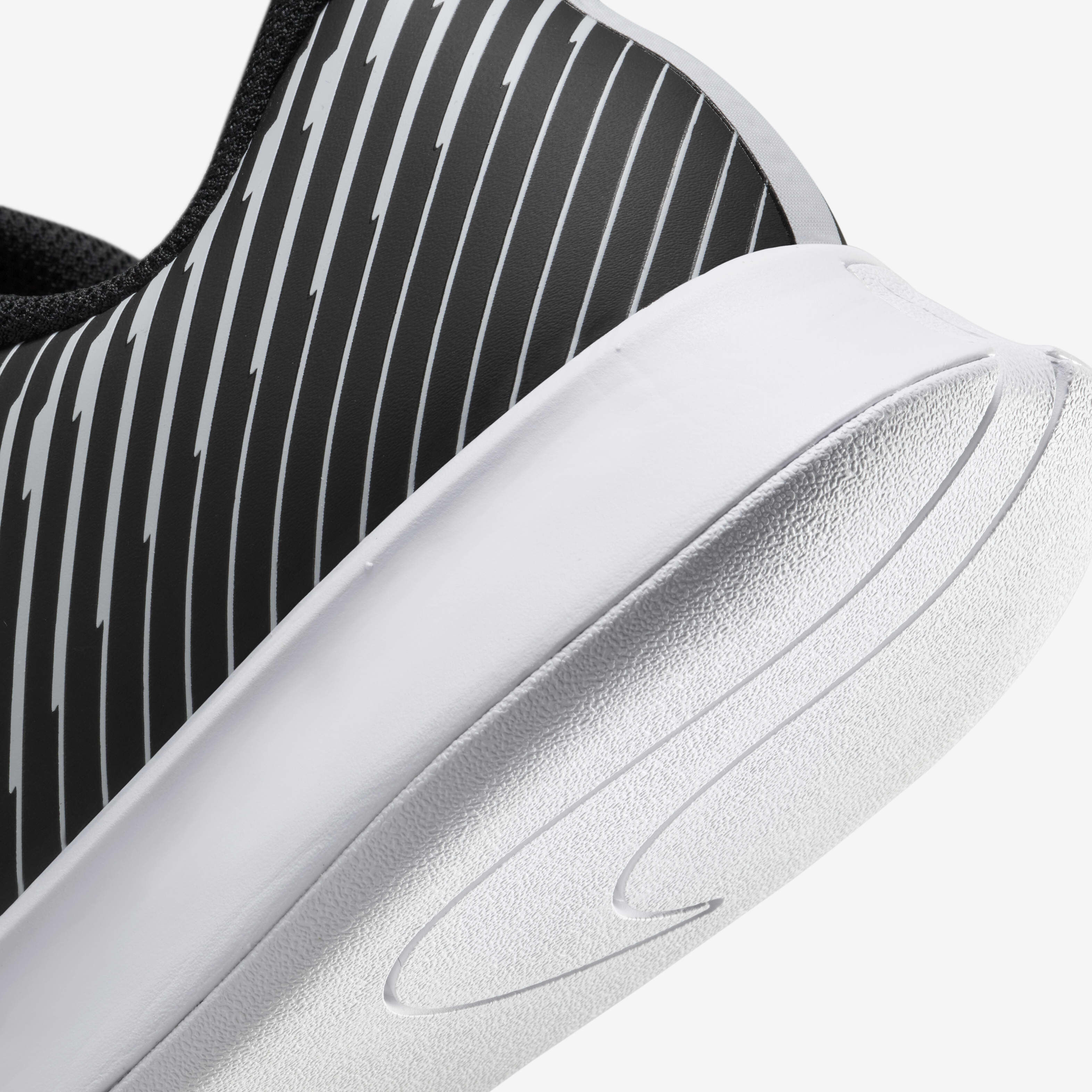 نايكي كورت اير زووم فيبور برو 2 image number 7