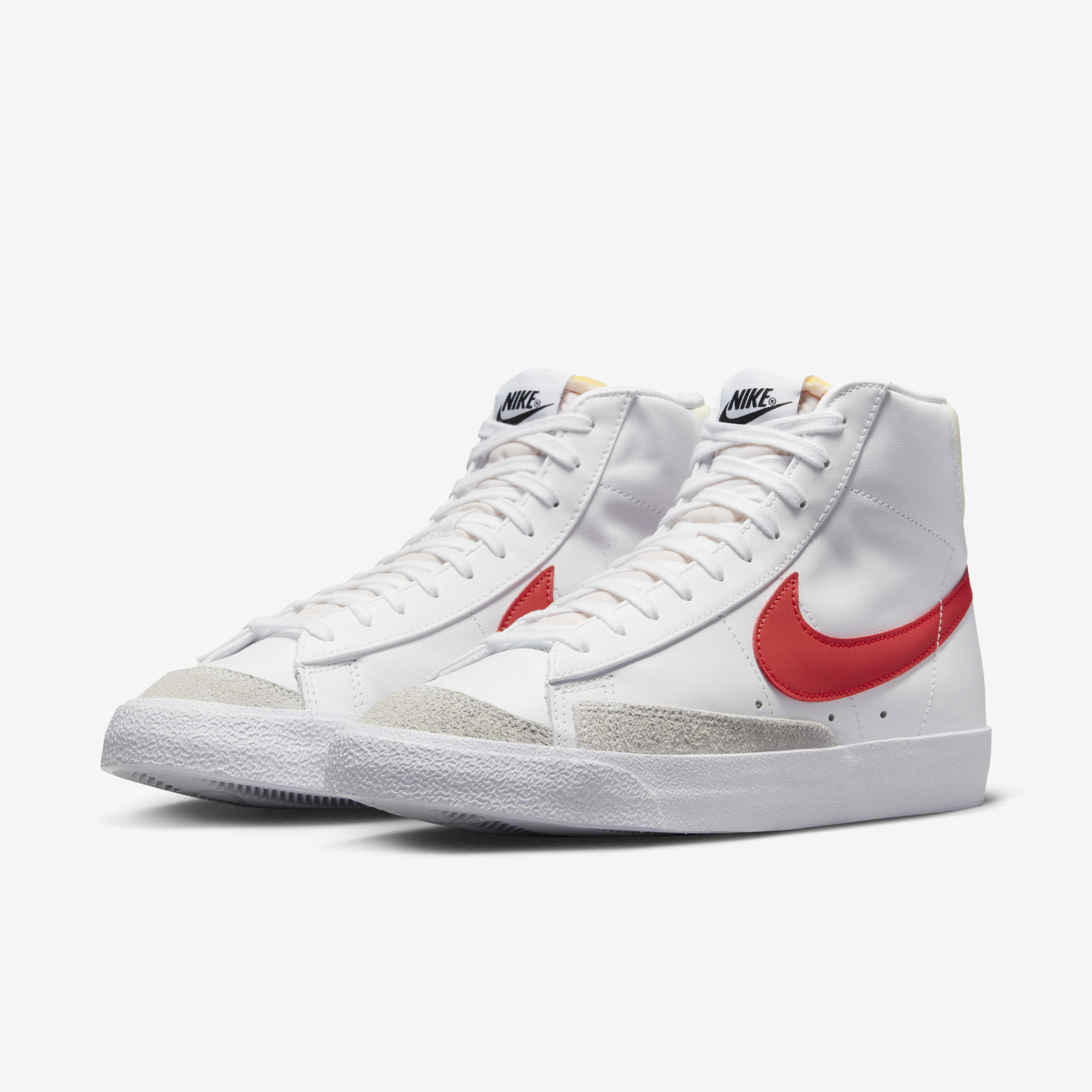 Nike Blazer Mid '77 Vintage image number 4