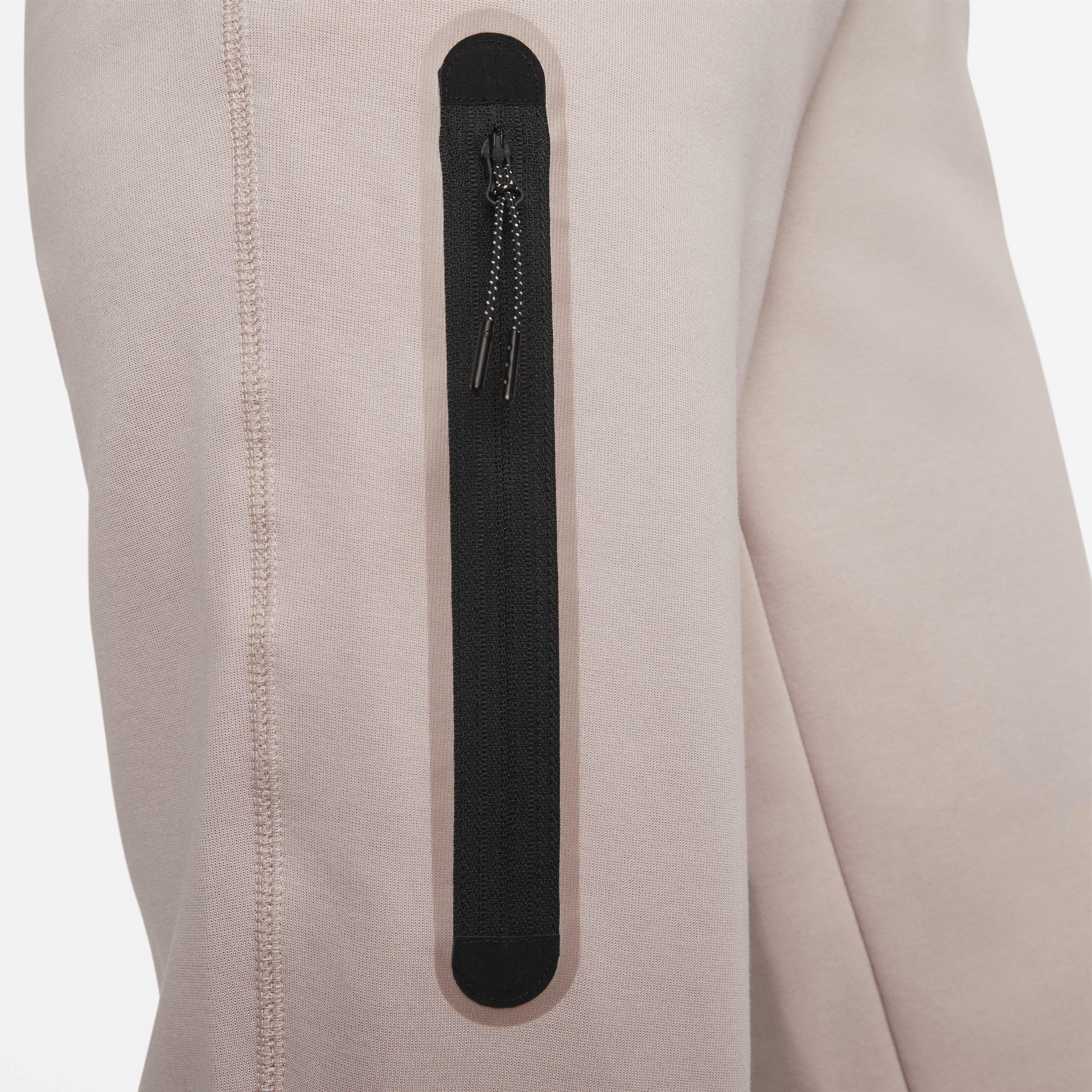 نايكي سبورتسوير تك فليس image number 3