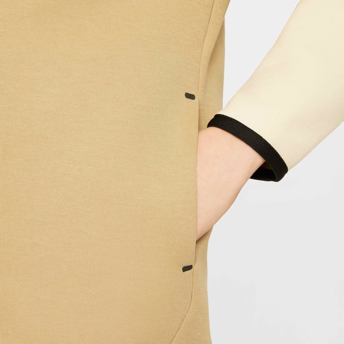 نايكي سبورتسوير تك فليس image number 5 نايكي سبورتسوير تك فليس image number 5