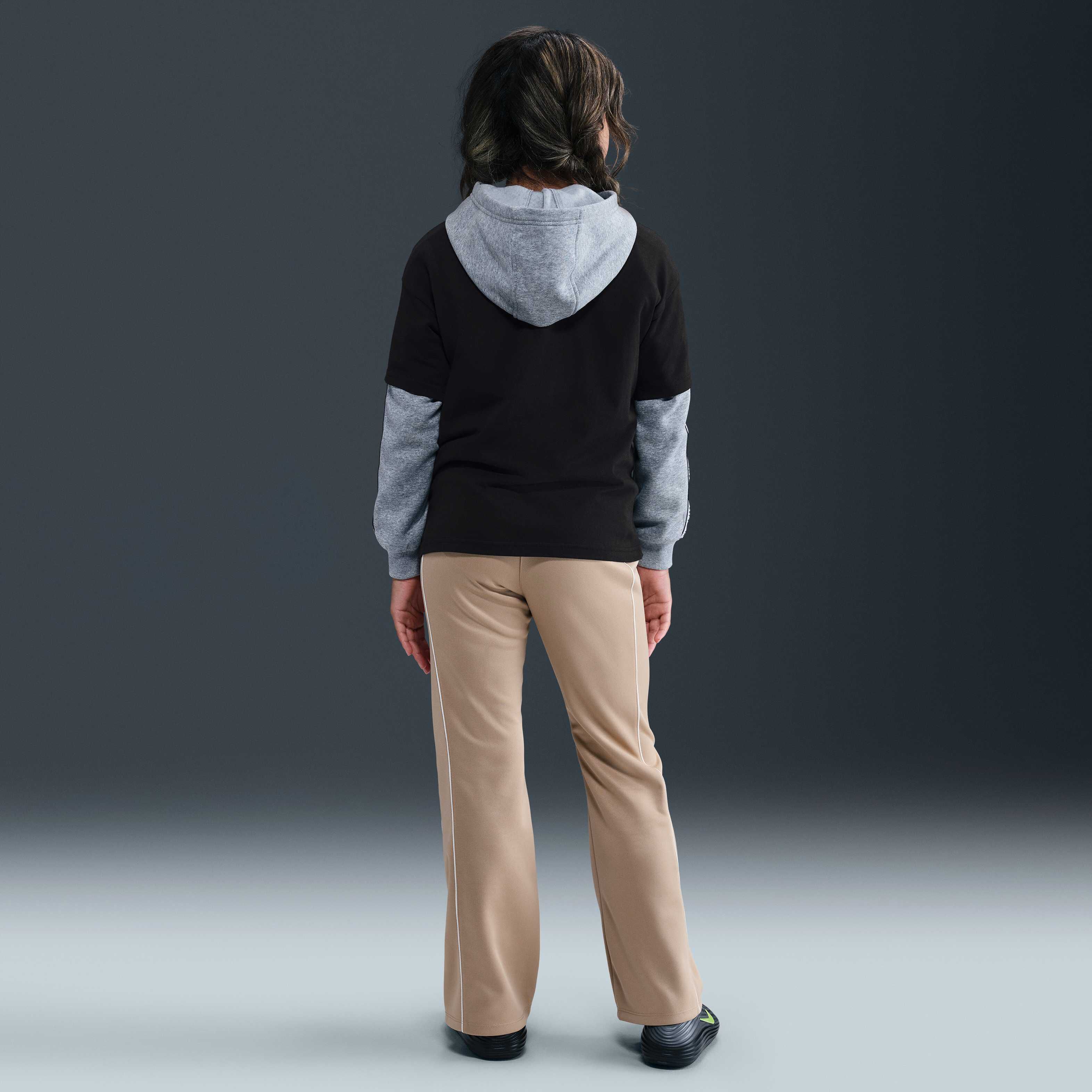 نايكي سبورتسوير image number 4