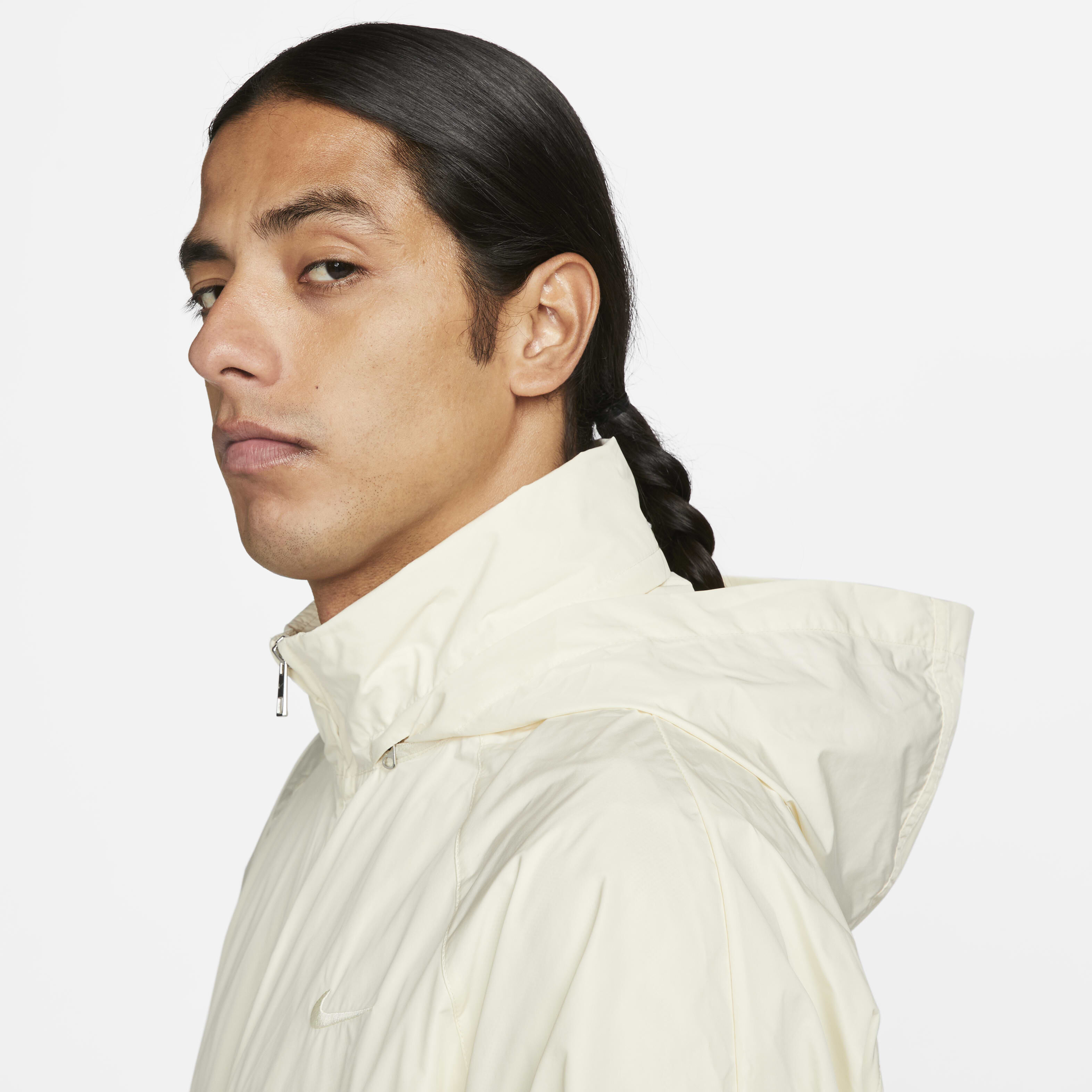 نايكي سووش image number 4