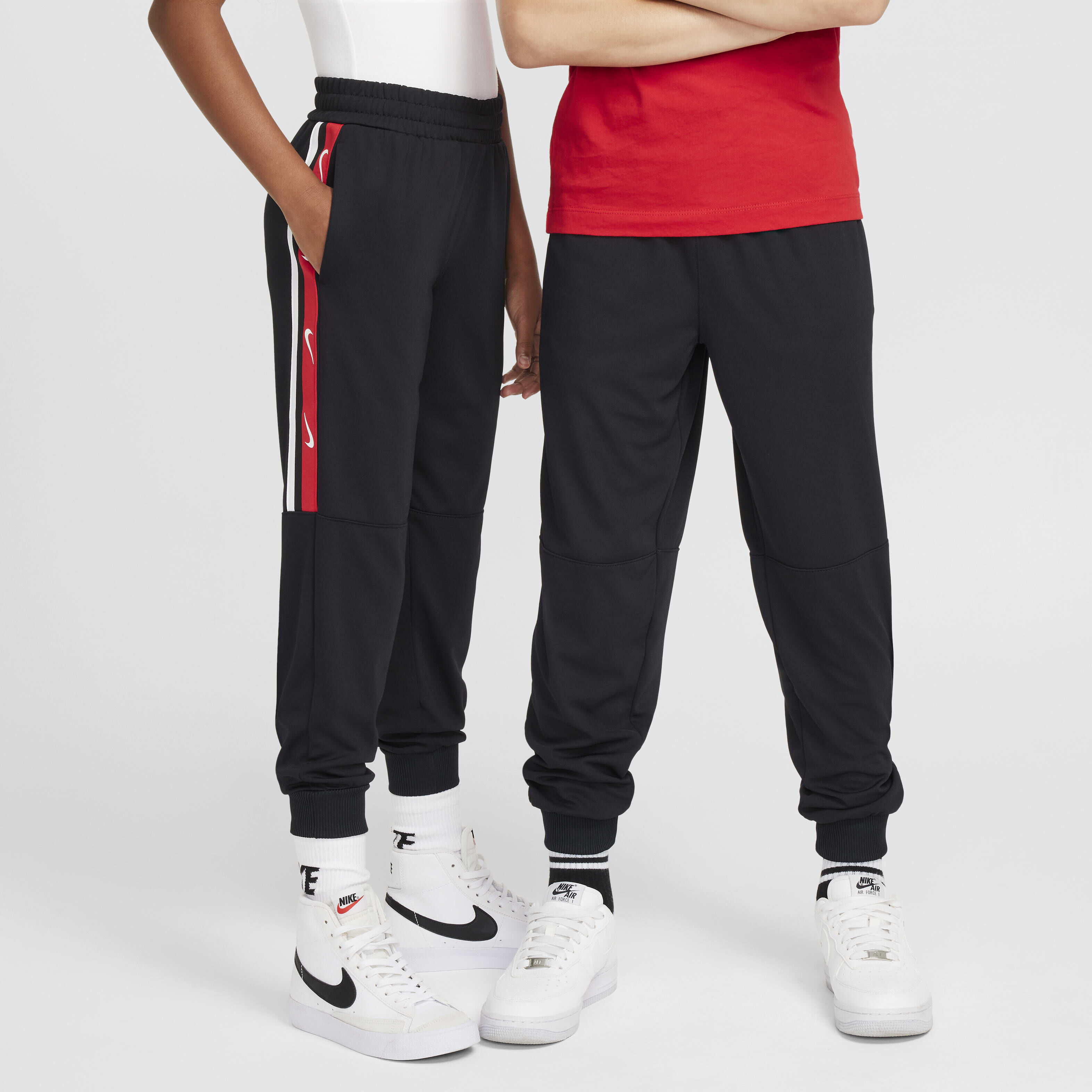 Nike black and red joggers discount
