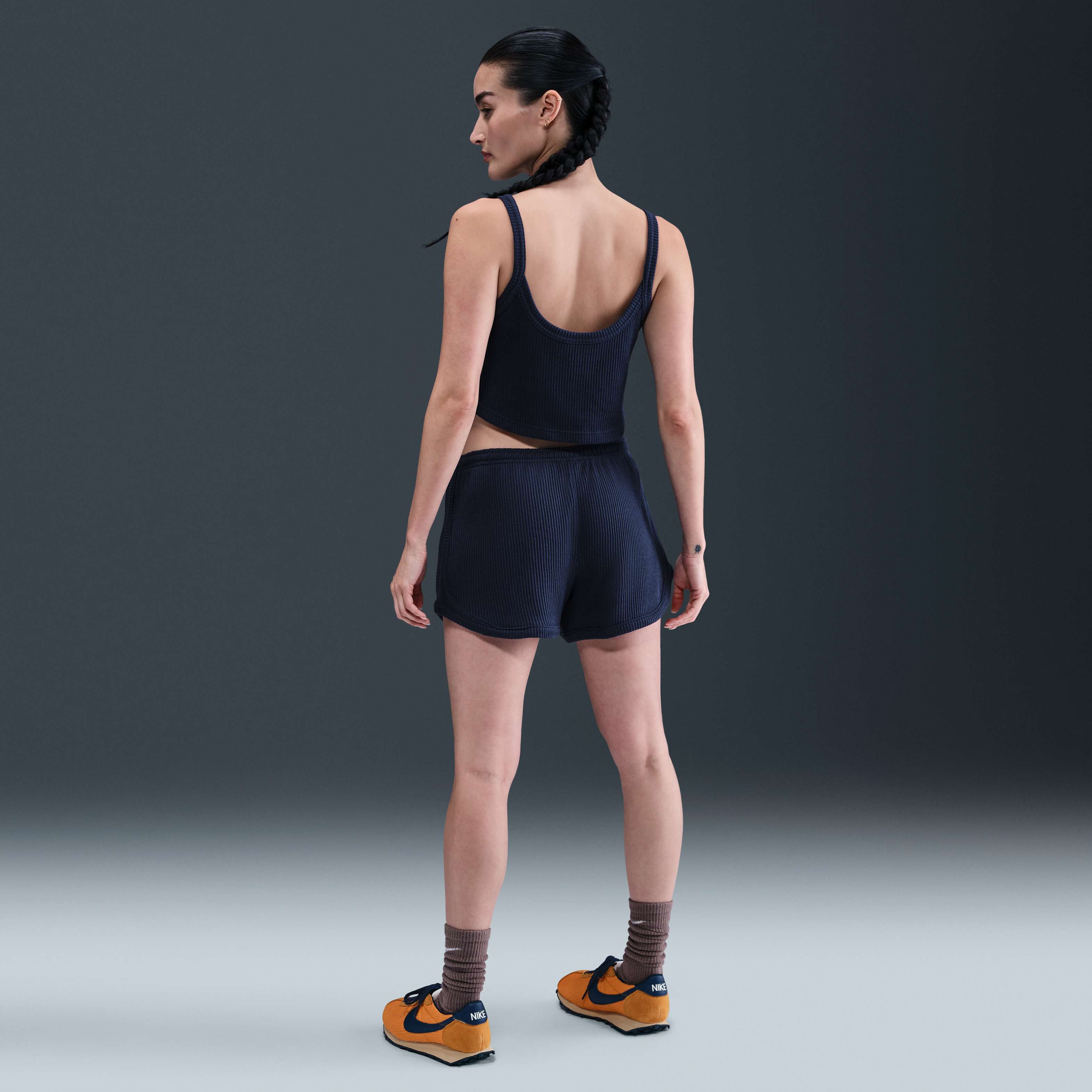 نايكي سبورتوسير تشيل وافل image number 4