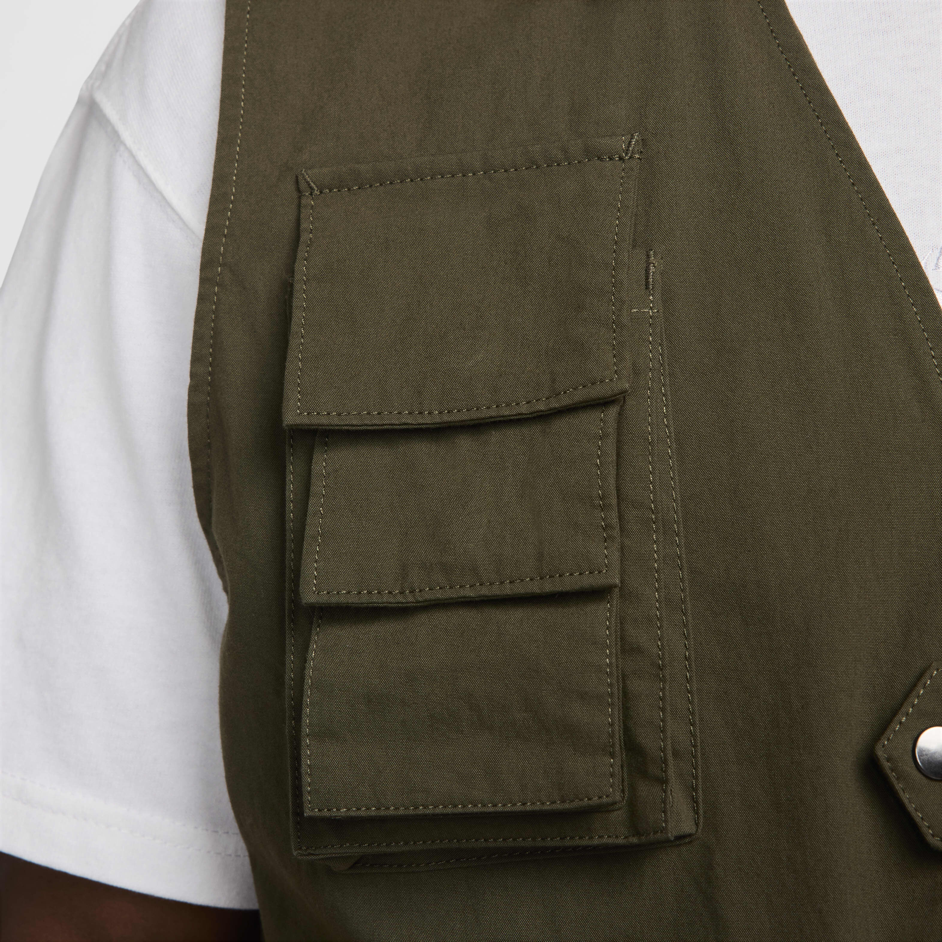 Buy Nike Life Men s Utility Gilet Nike Kuwait Official