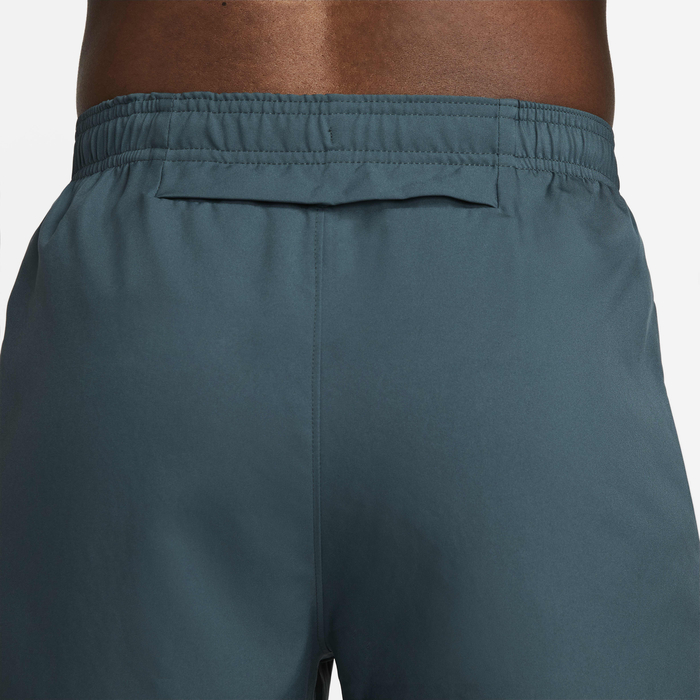 Nike Dri-FIT Challenger image number 5 Nike Dri-FIT Challenger image number 5
