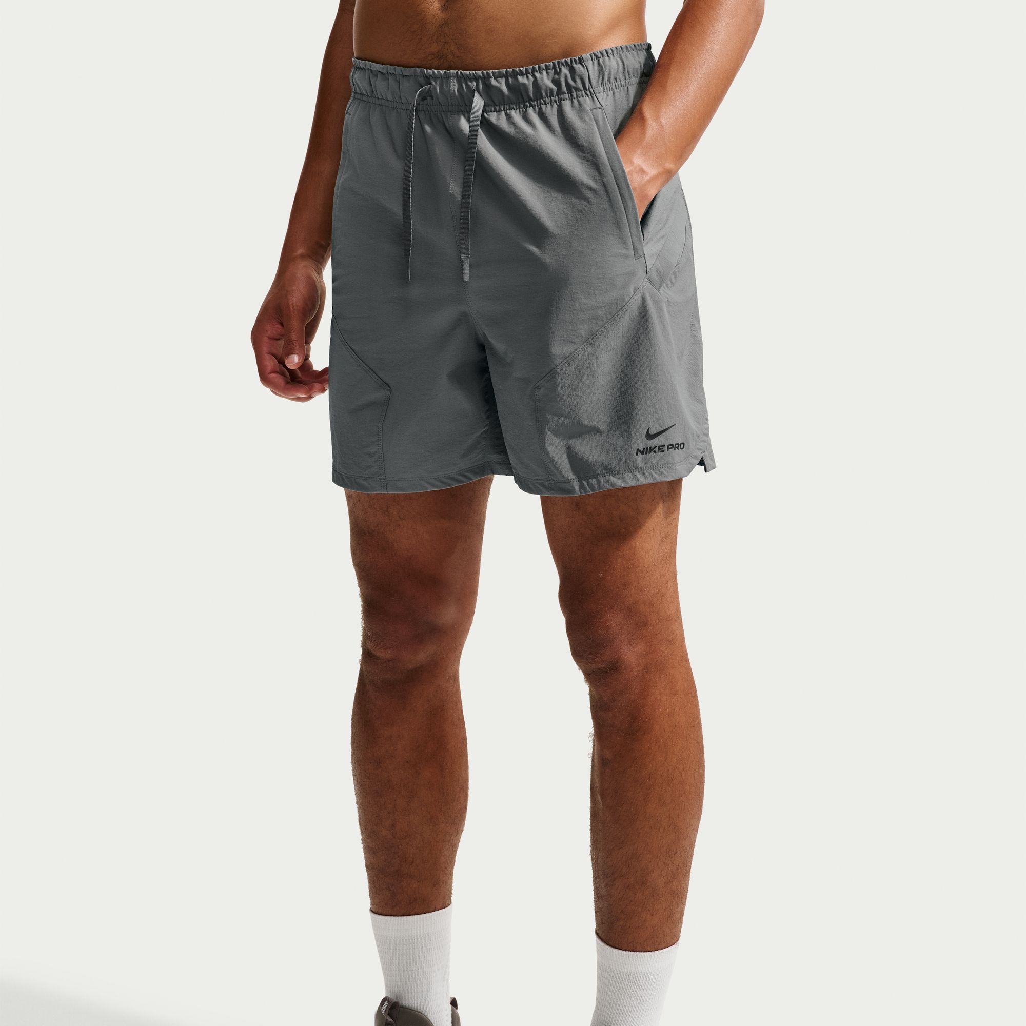 Nike Pro Training image number 2