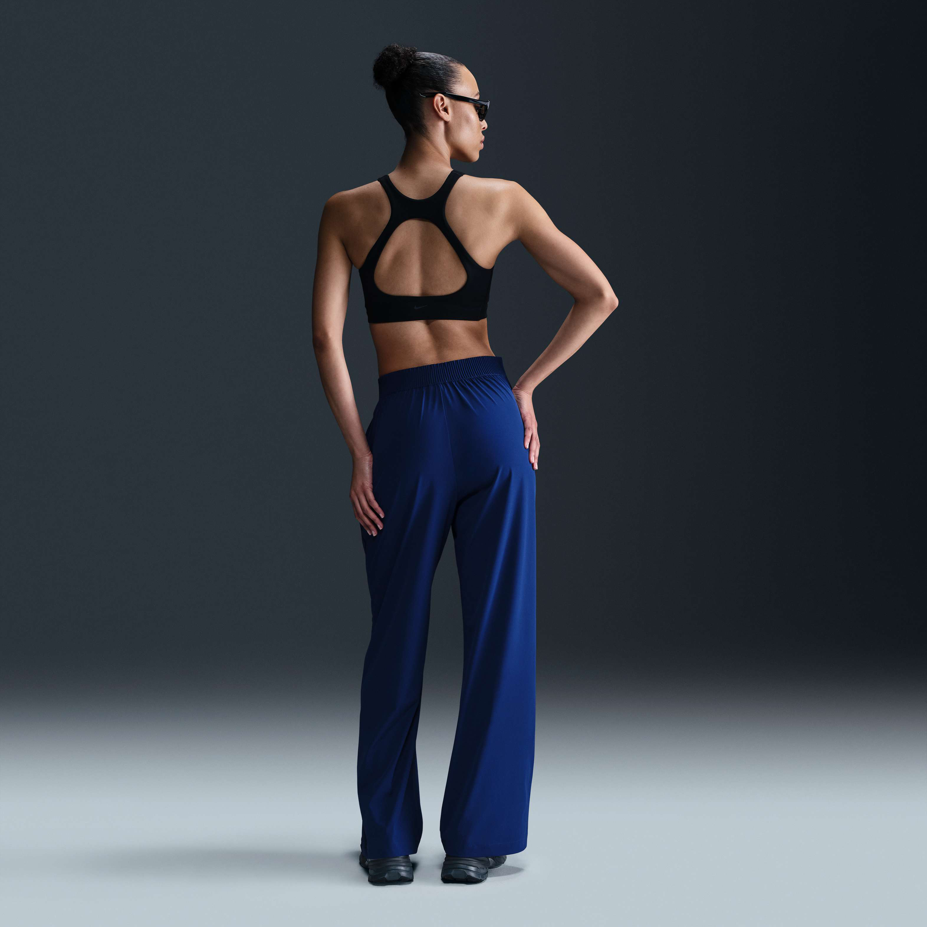 Nike 24.7 PerfectStretch image number 3