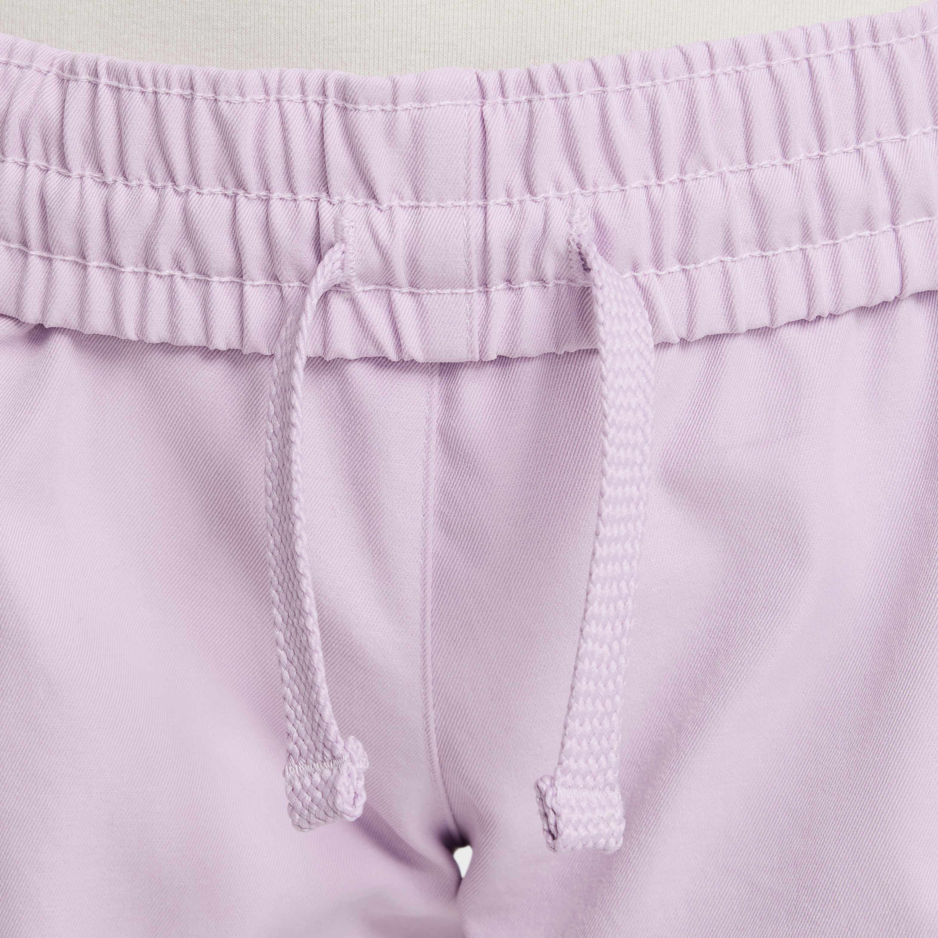 نايكي سبورتسوير image number 3