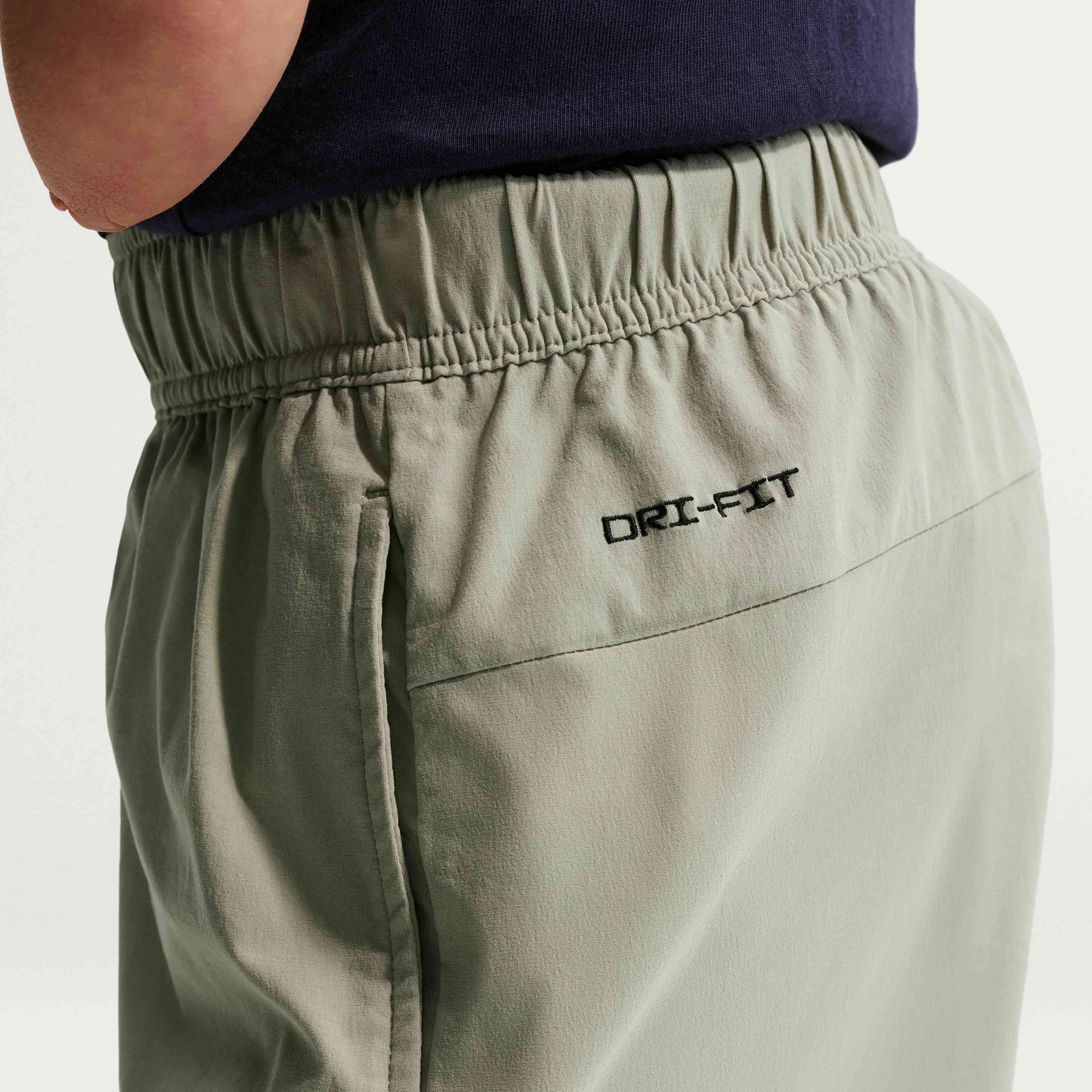 نايكي سبورتسوير تك image number 5