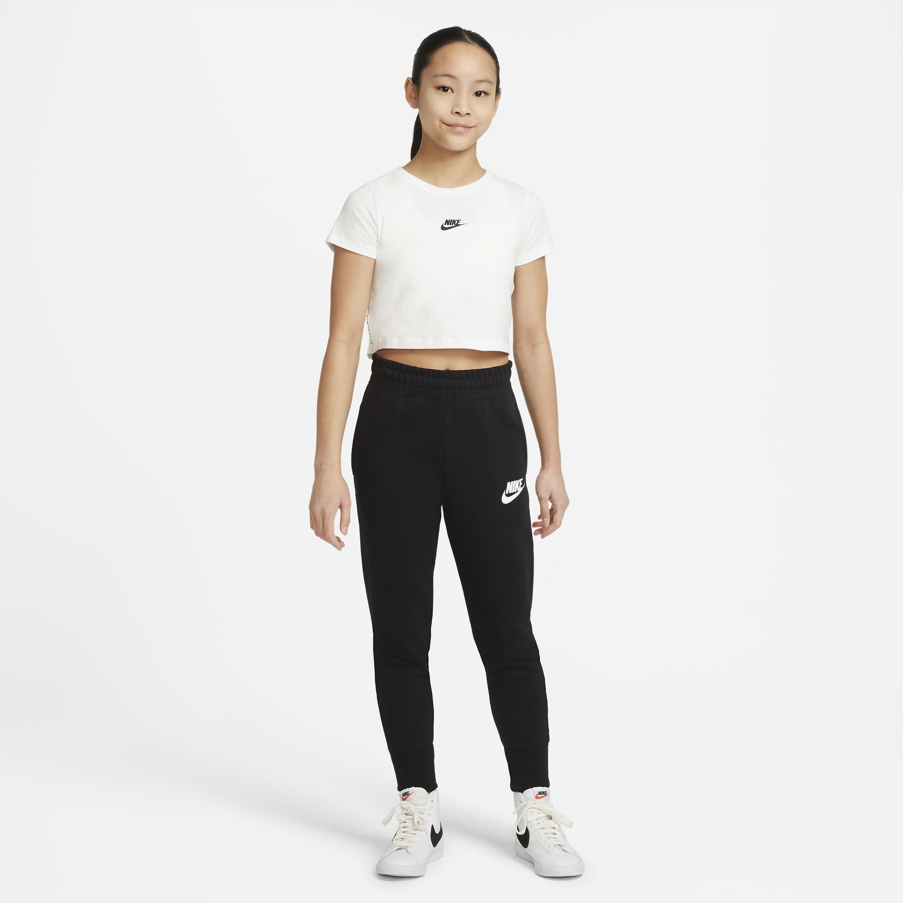 Nike Sportswear Club image number 5
