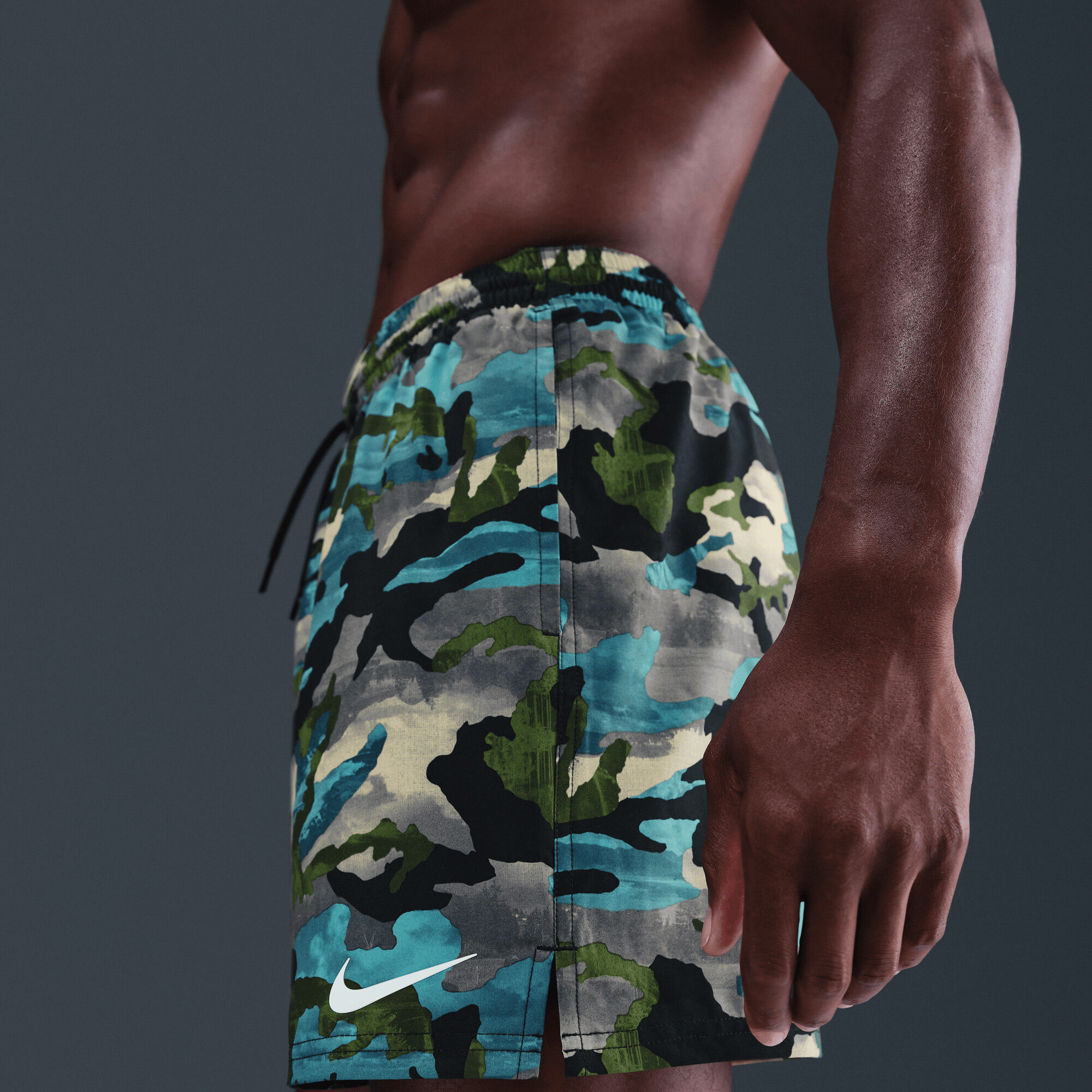 نايكي كلاسيك كامو image number 3