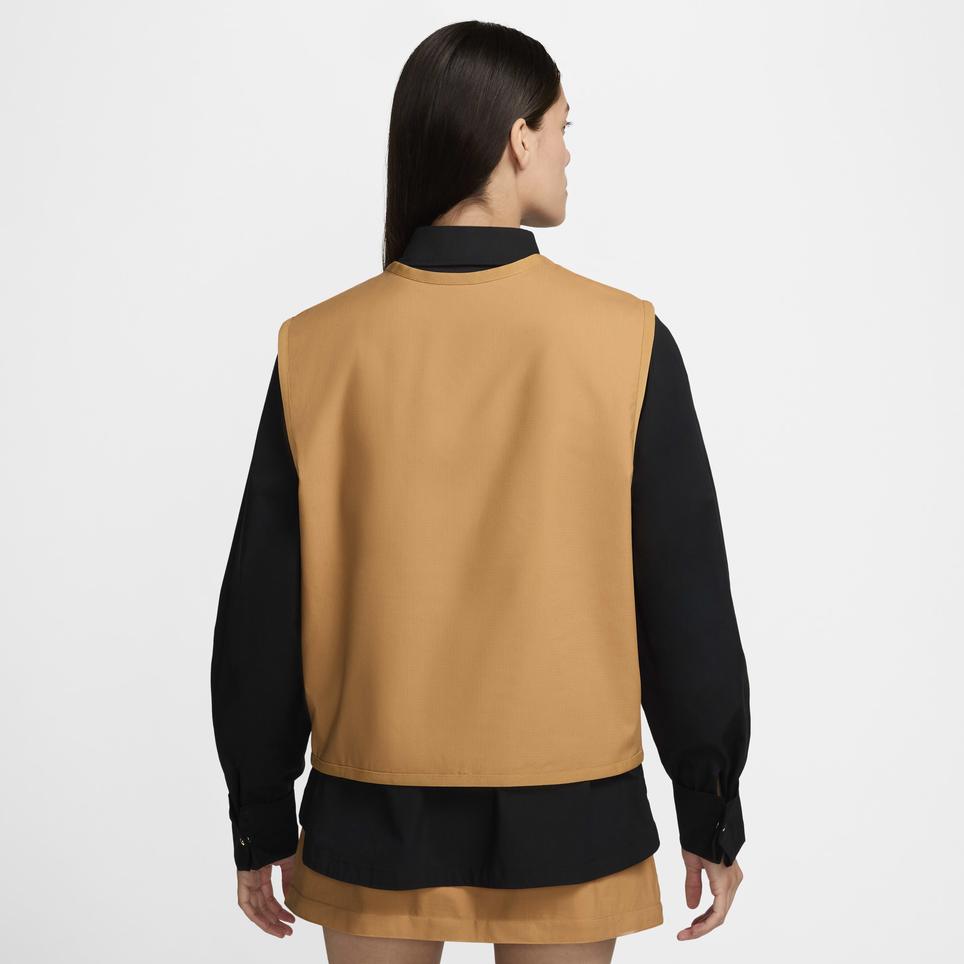 نايكي سبورتسوير ايسنشال image number 1