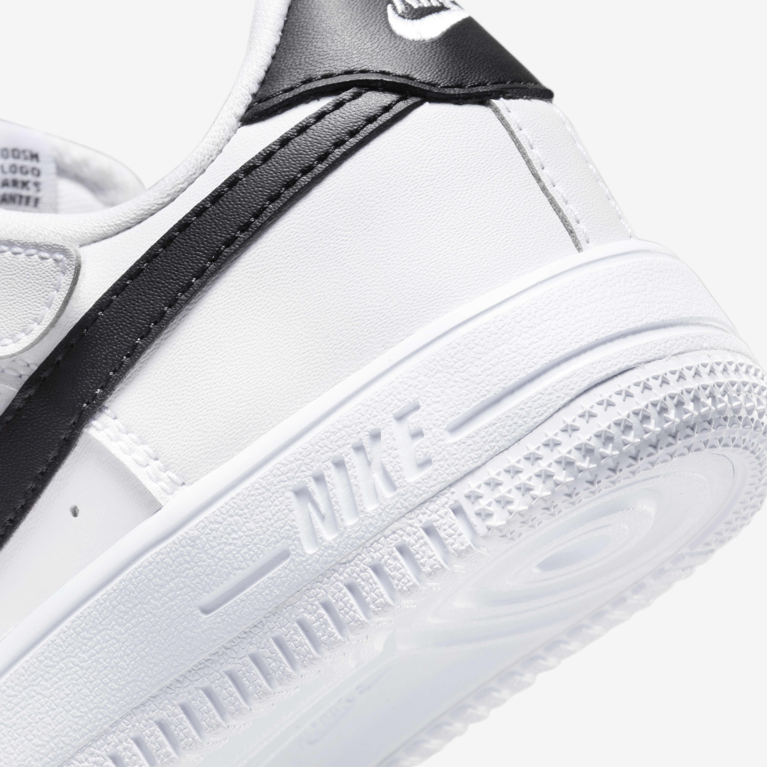 Buy Nike Force 1 Low EasyOn Younger Kids Shoes Nike Kuwait Official