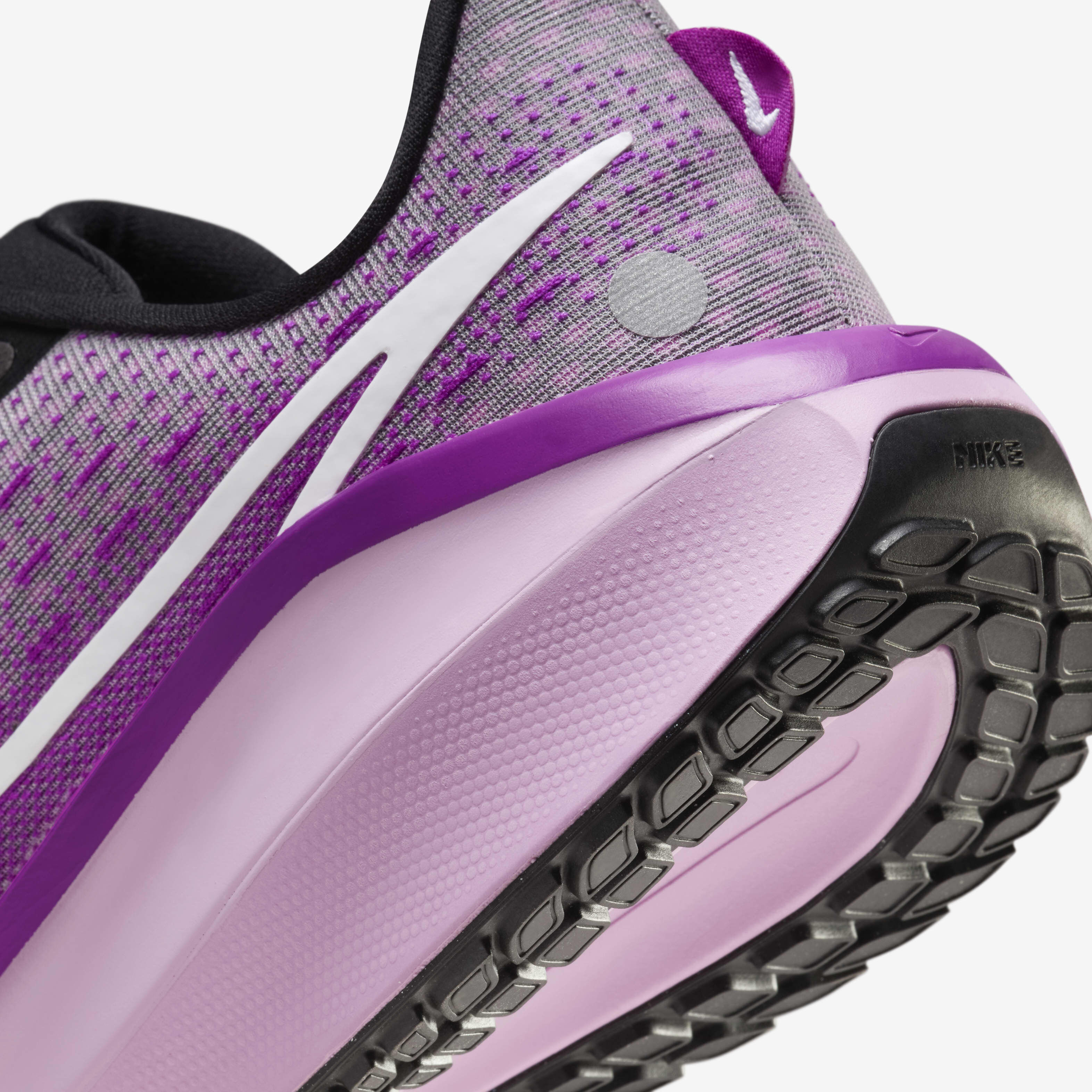 نايكي فوميرو 17 image number 7