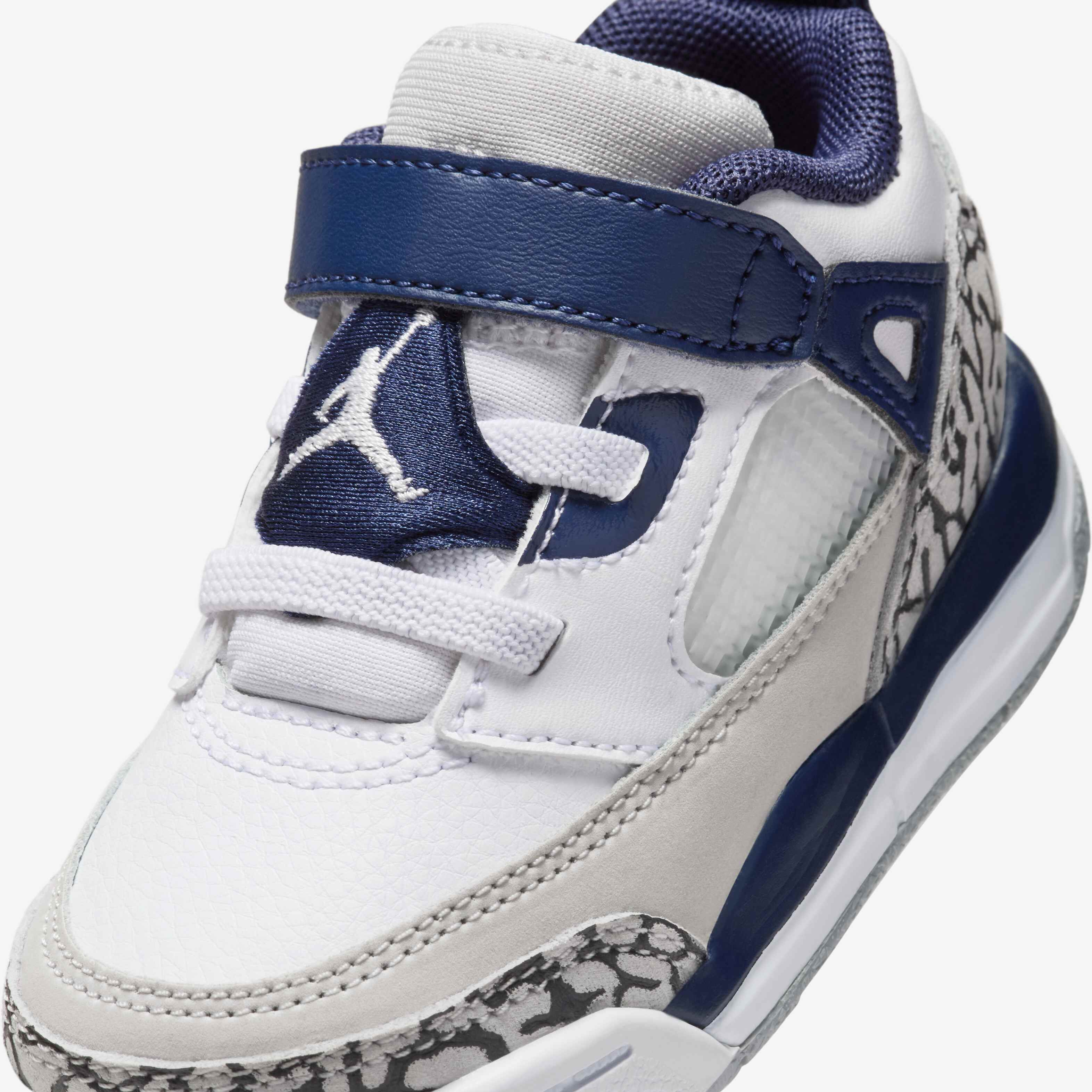 Jordan Spizike Low image number 6