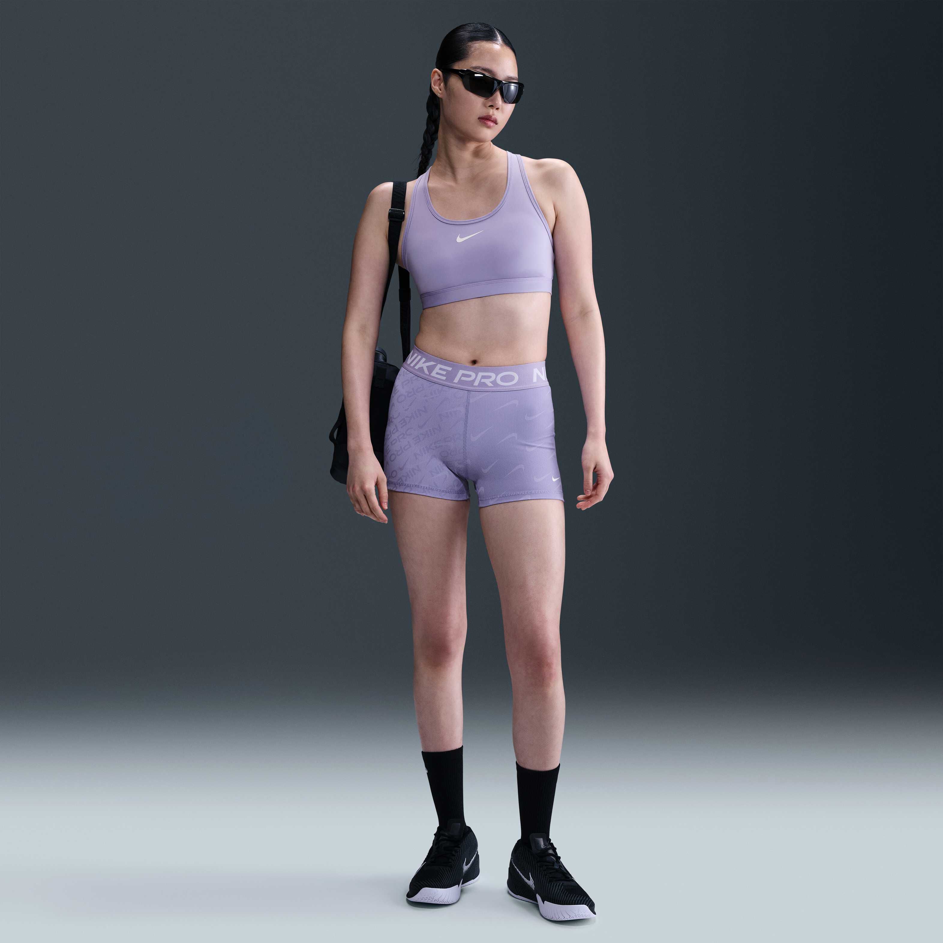 نايكي برو image number 0