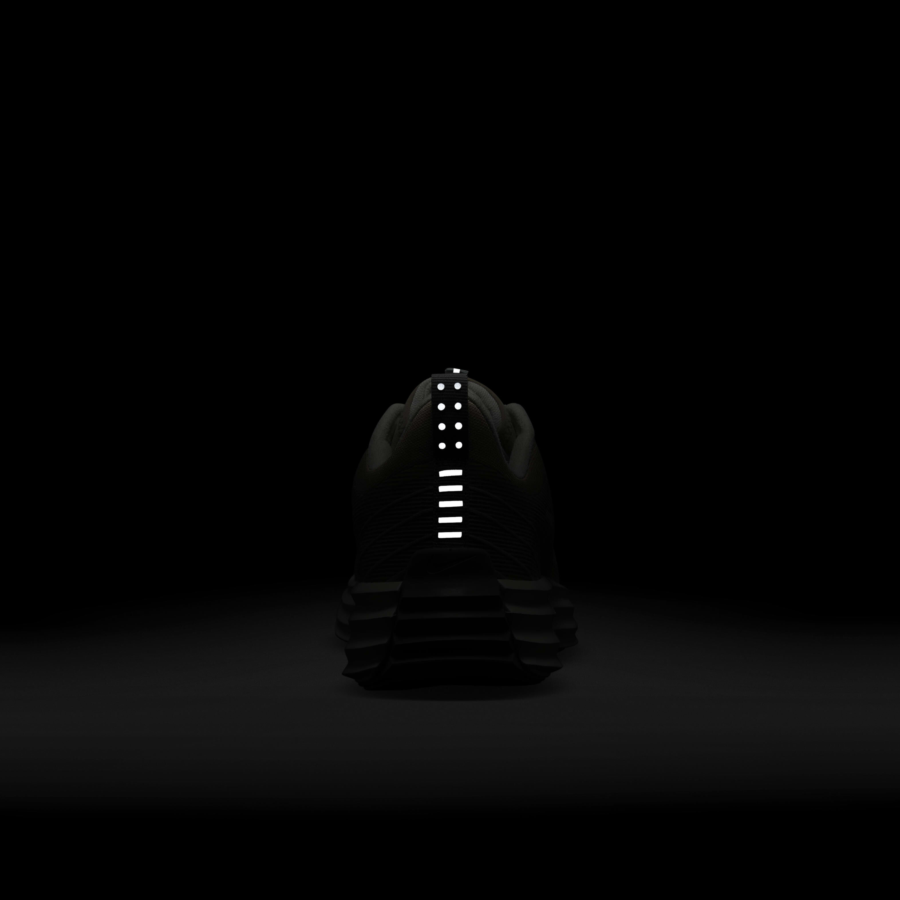 نايكي لونار روم image number 9