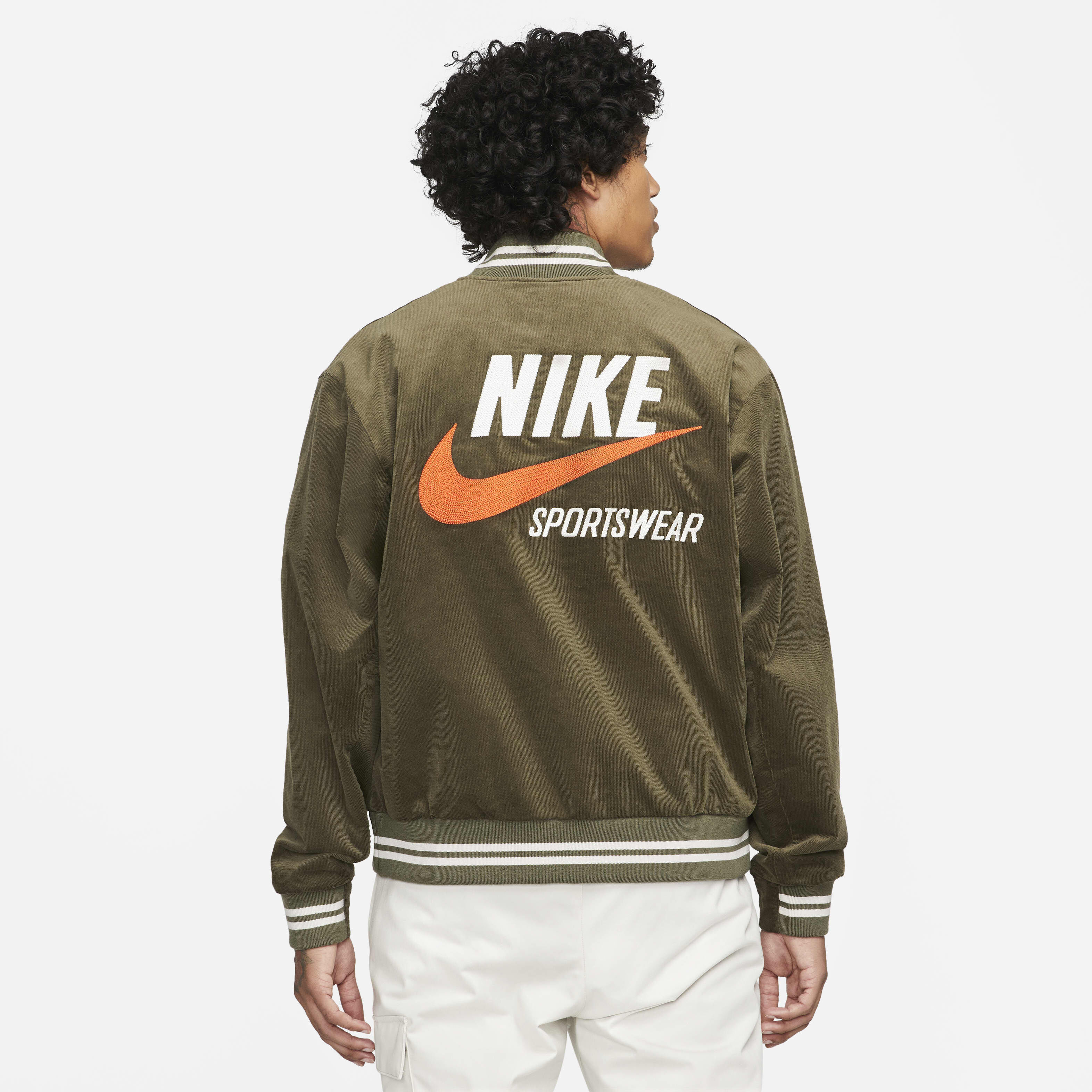 Nike Sportswear Trend image number 1