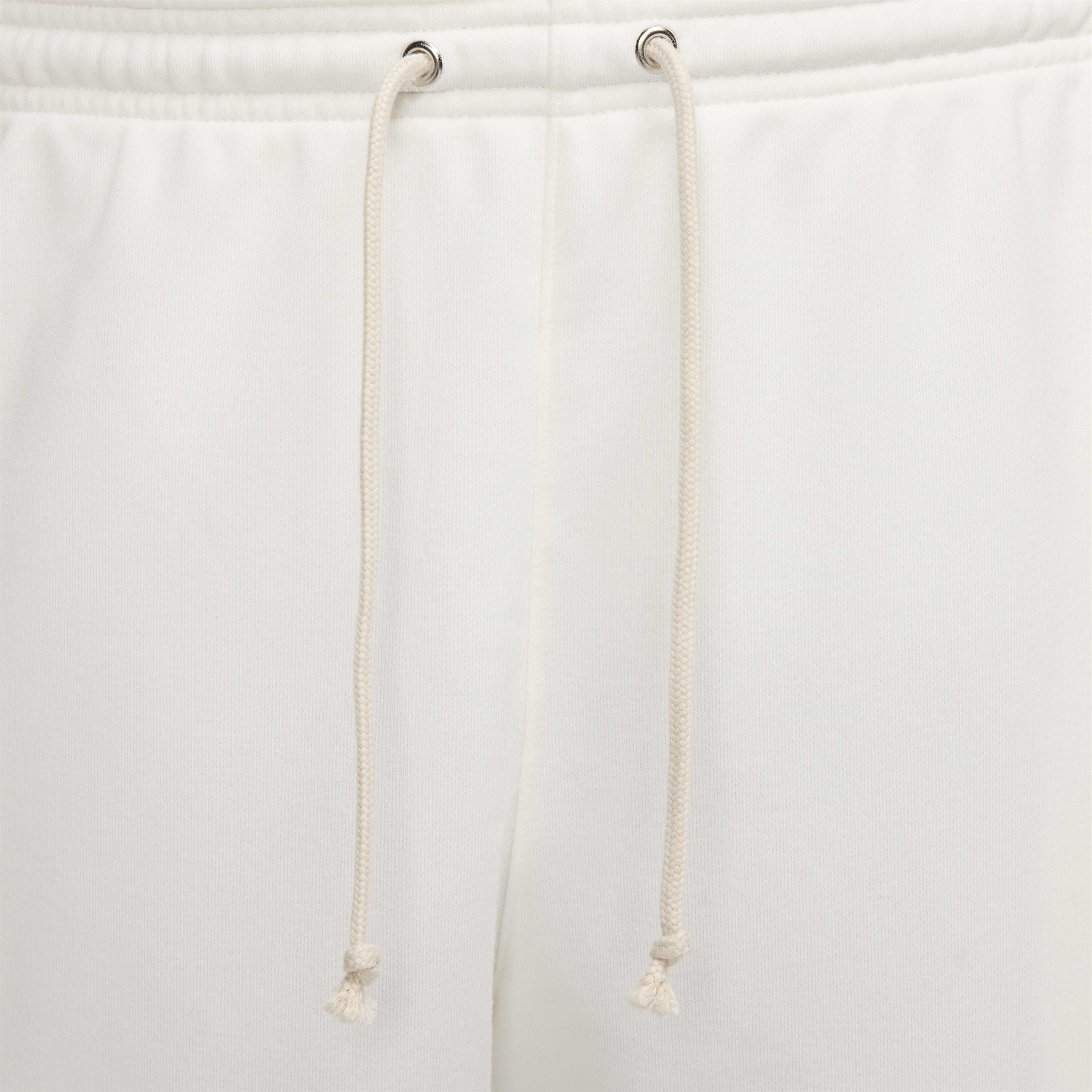 Nike Standard Issue image number 12