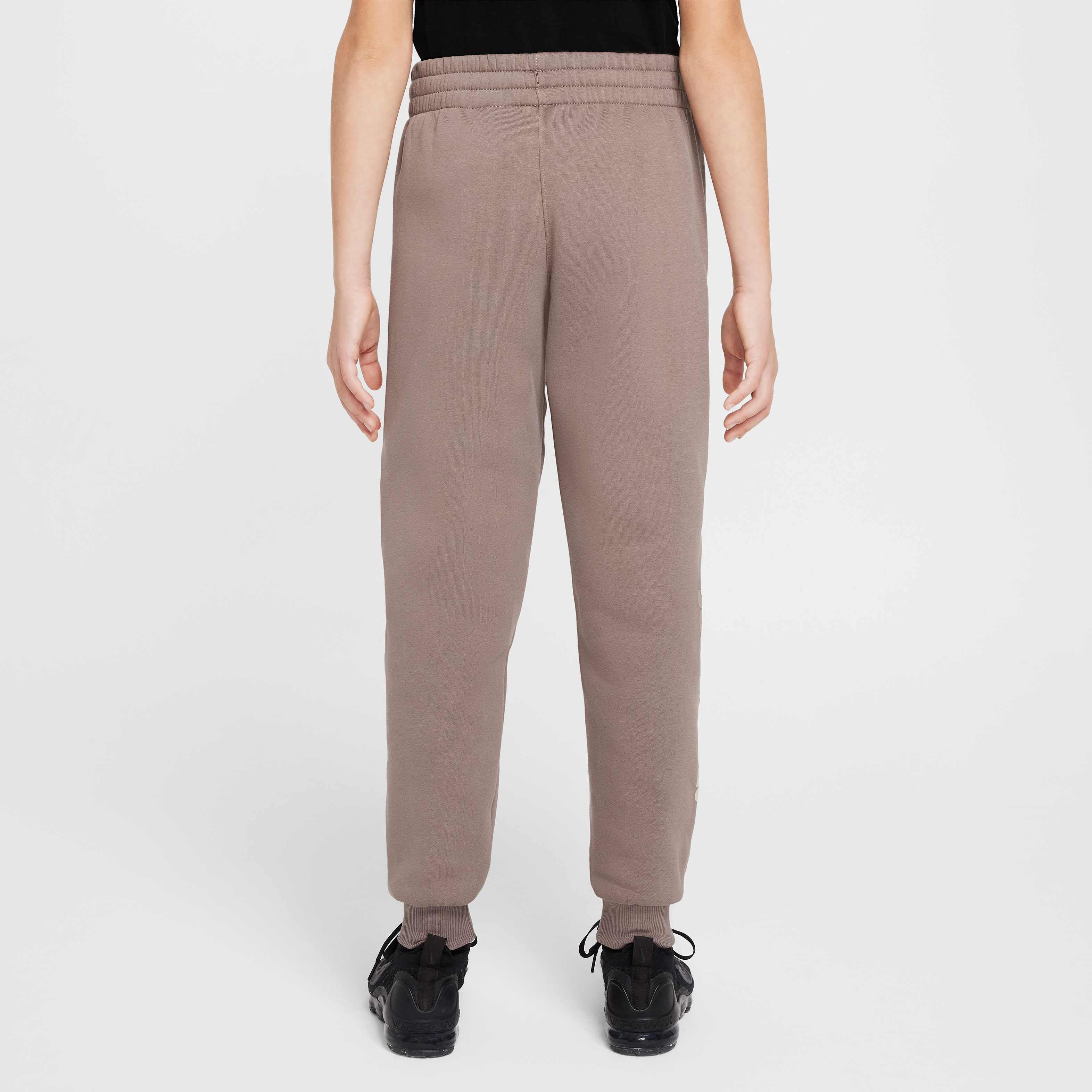 نايكي سبورتسوير كلوب فليس image number 1