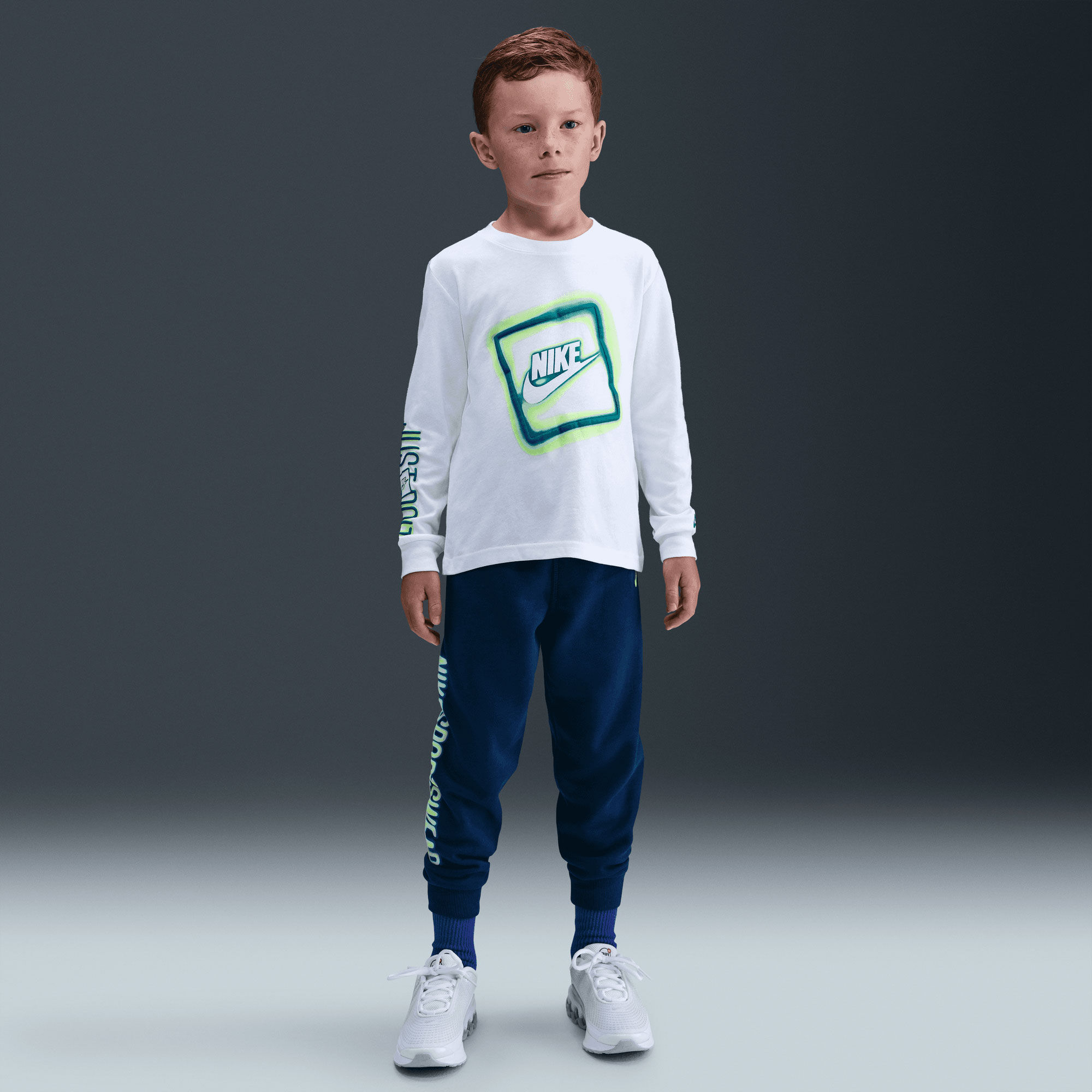 نايكي جلو ويذ مي image number 0