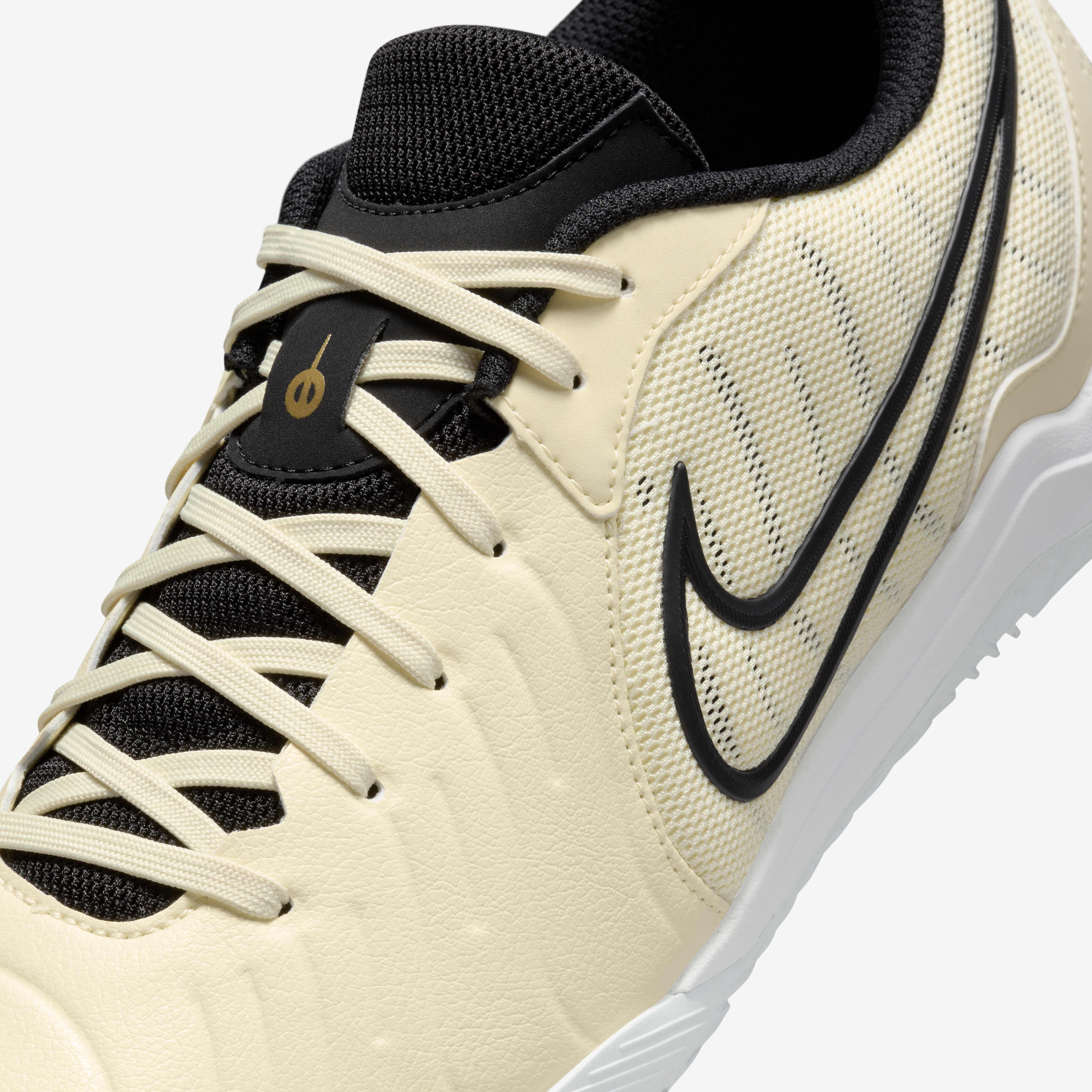 Nike tiempo laces best sale