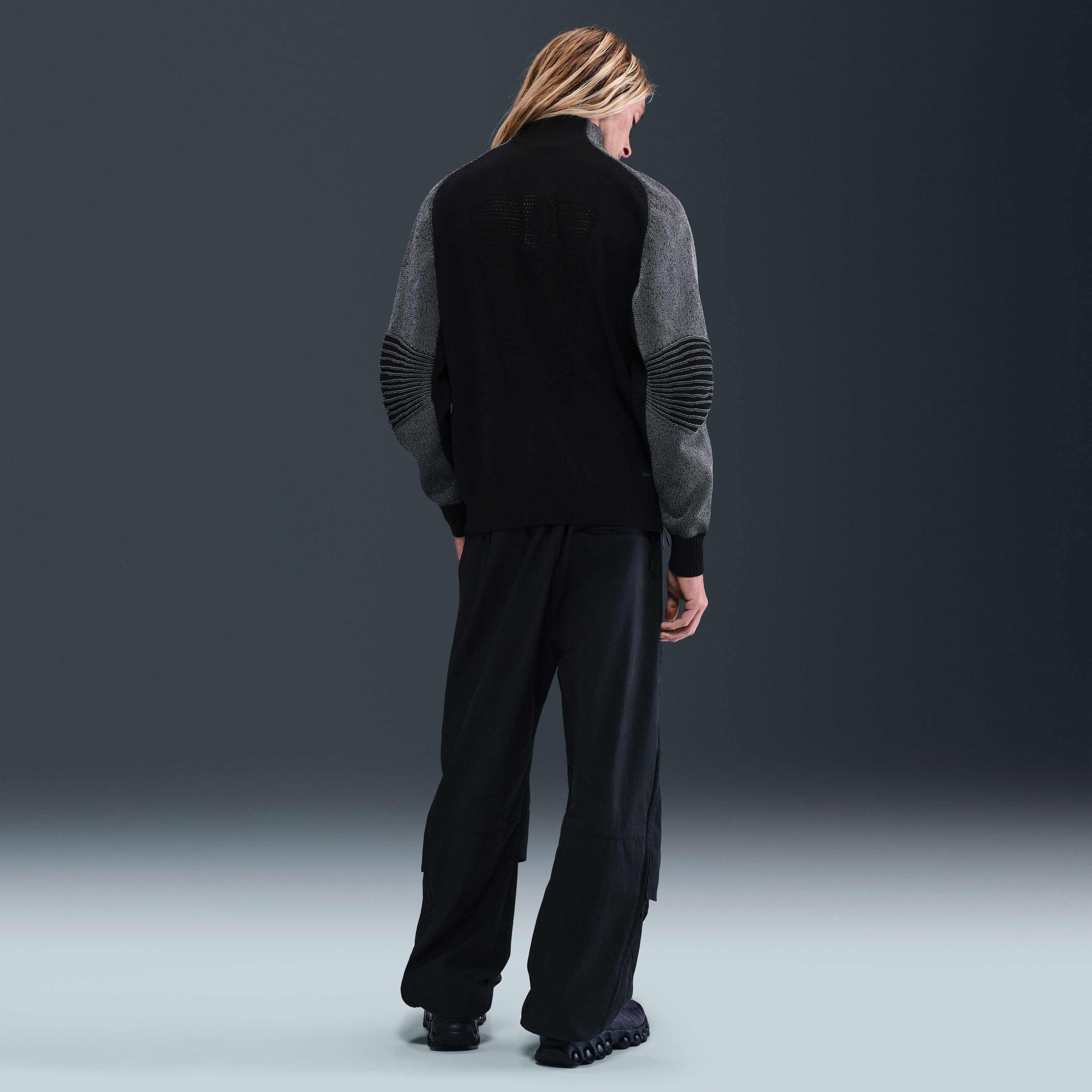 نايكي تك image number 4