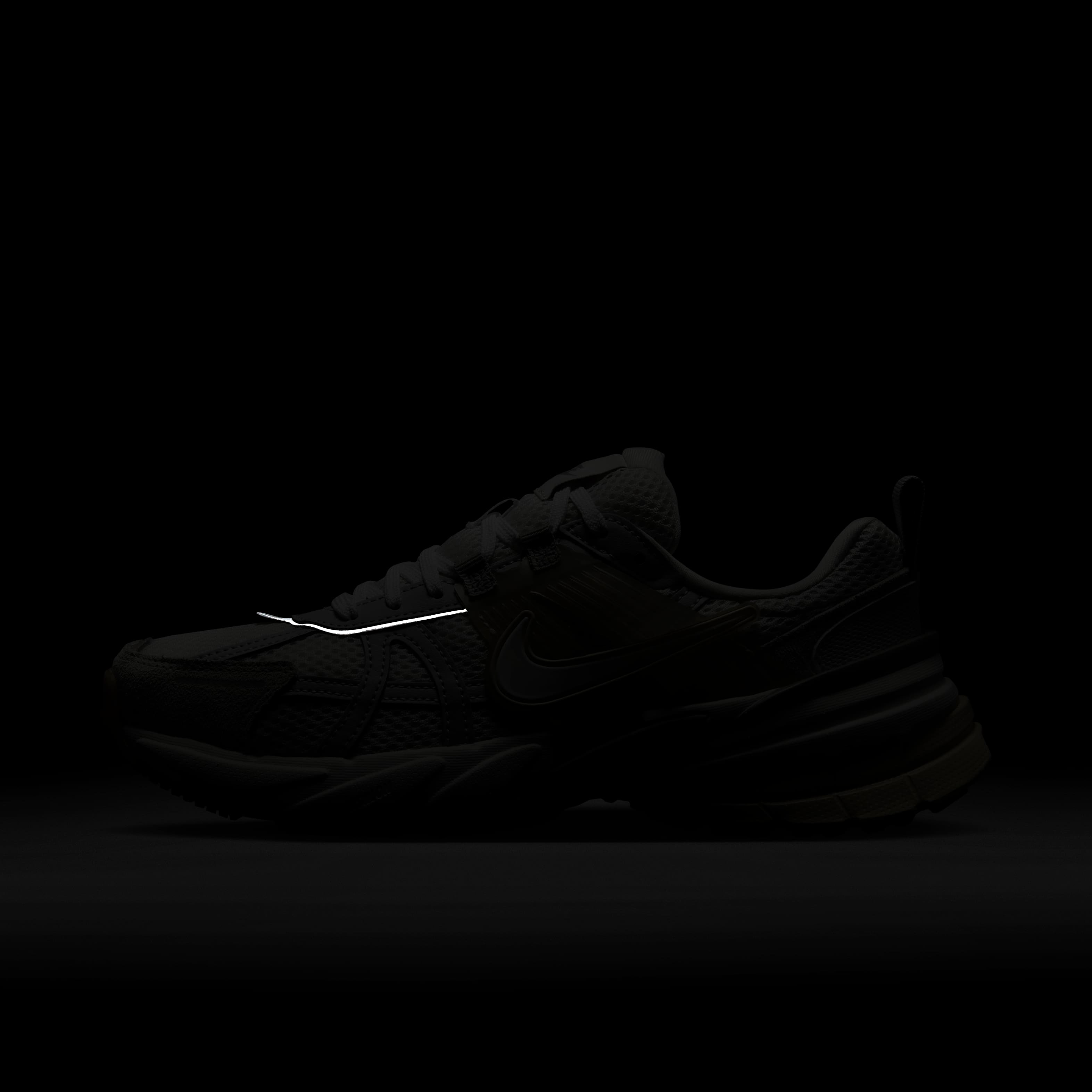 Nike V2K Run image number 9