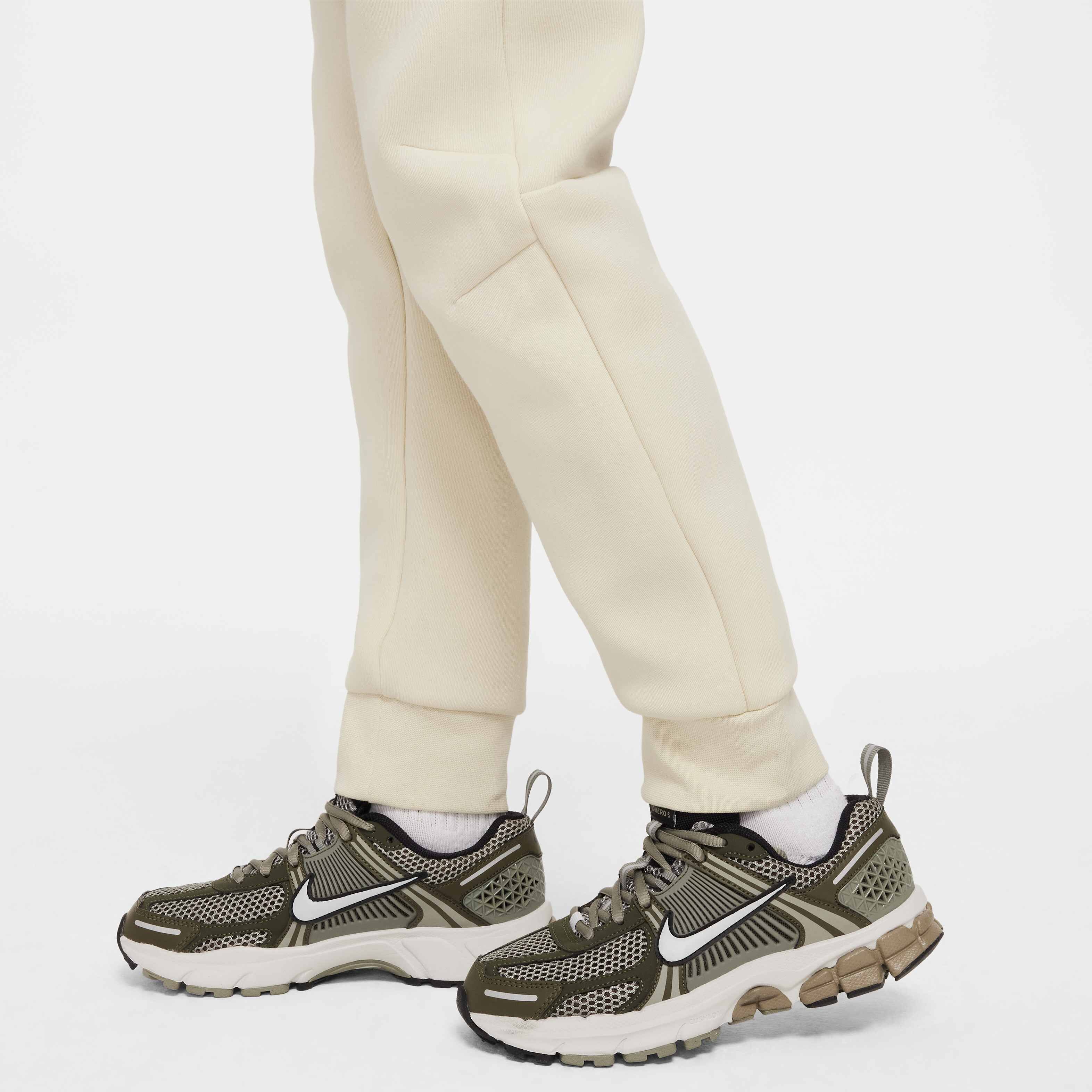 Nike Sportswear Tech Fleece image number 7