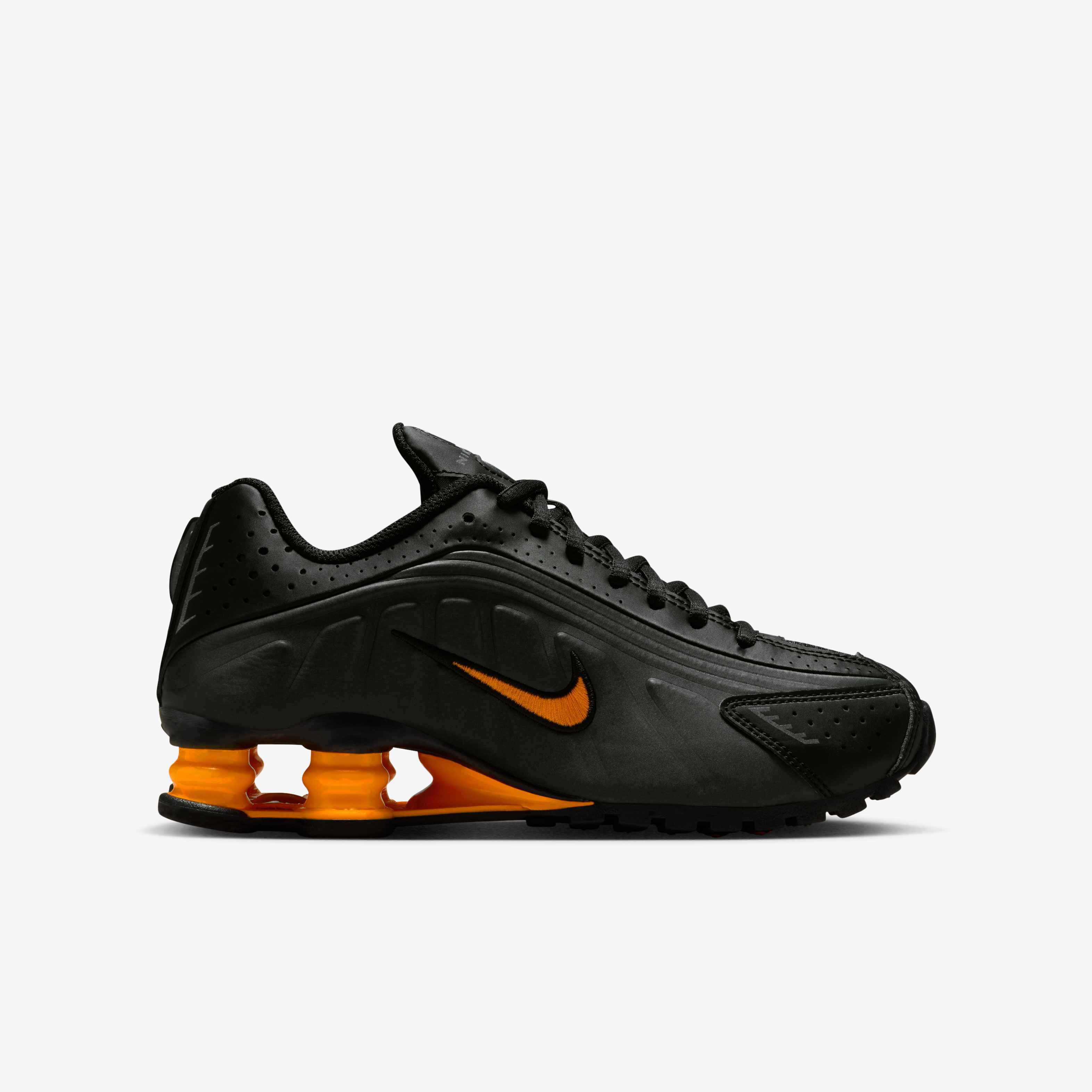 Nike Shox R4 image number 2