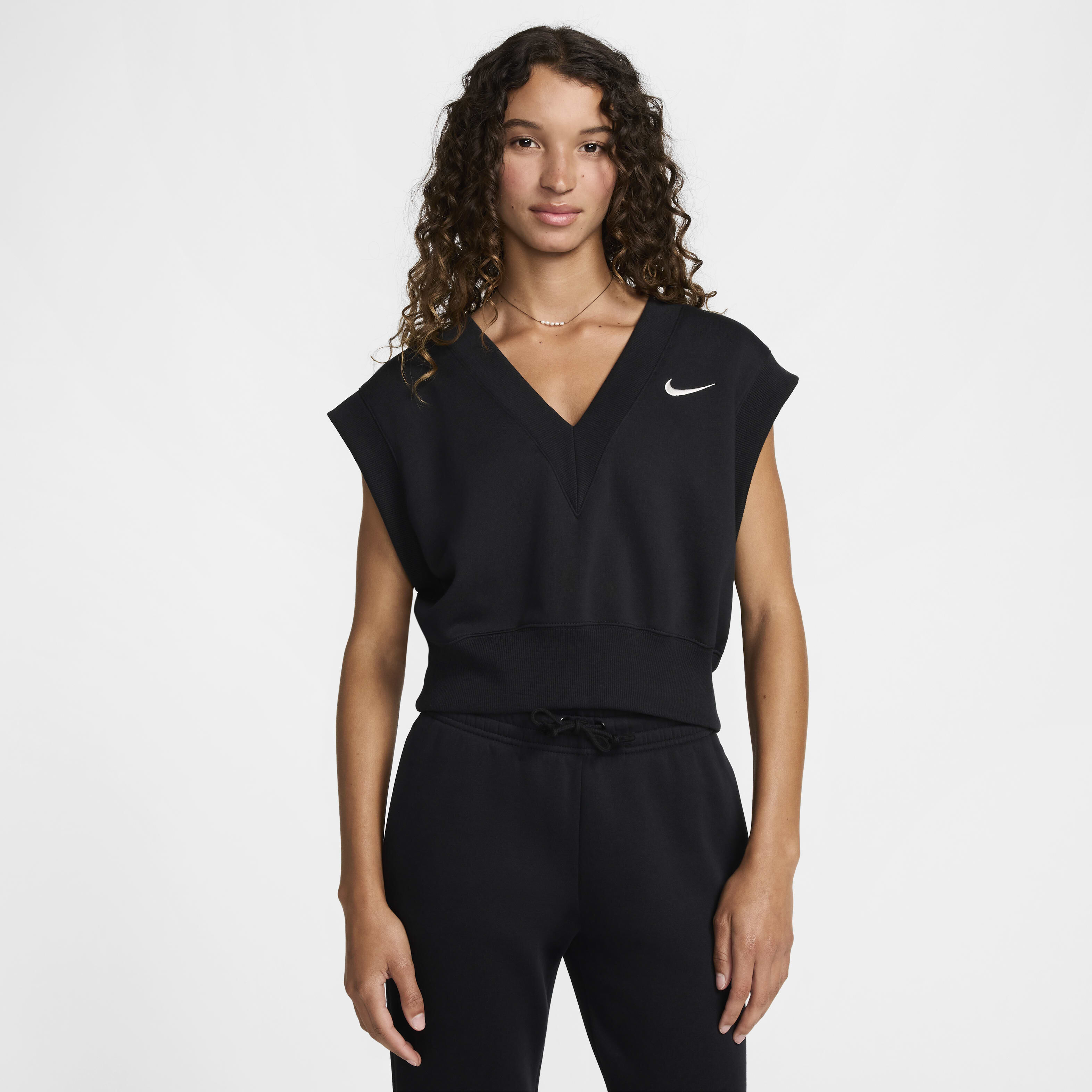 Nike loose fit top 2025