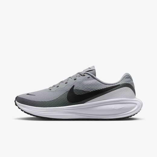 Nike Revolution 8