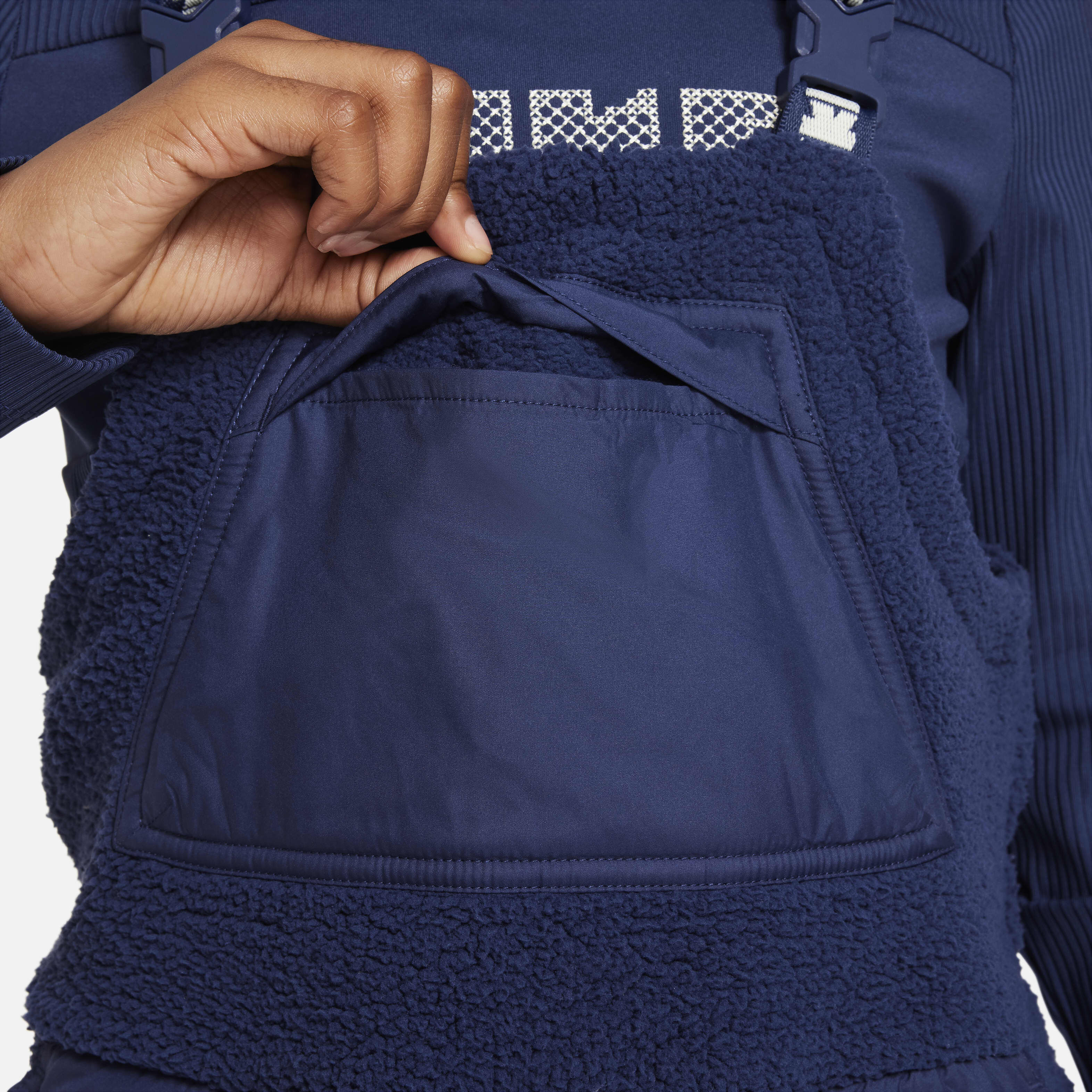 نايكي سبورتسوير image number 3