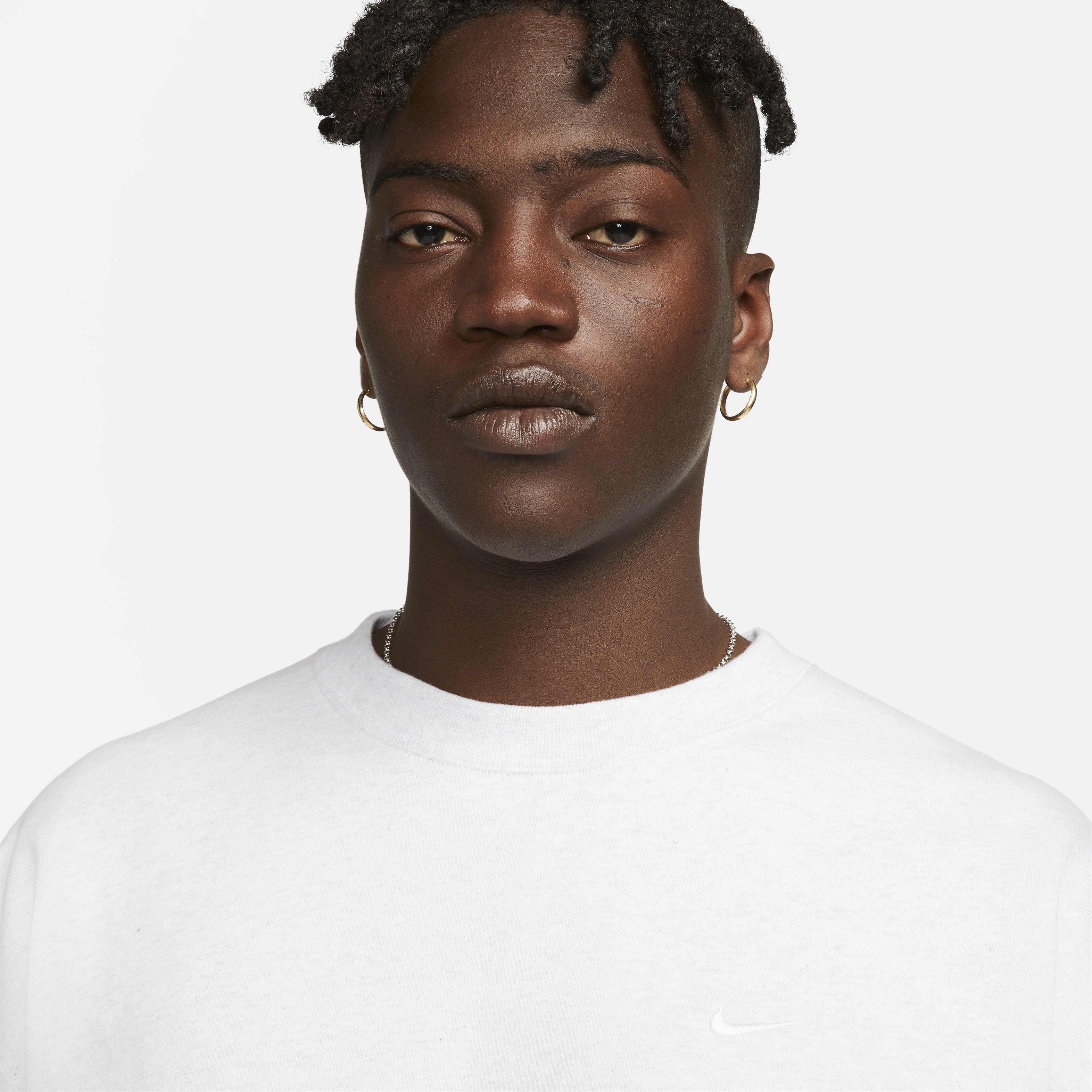 Nike Solo Swoosh image number 2