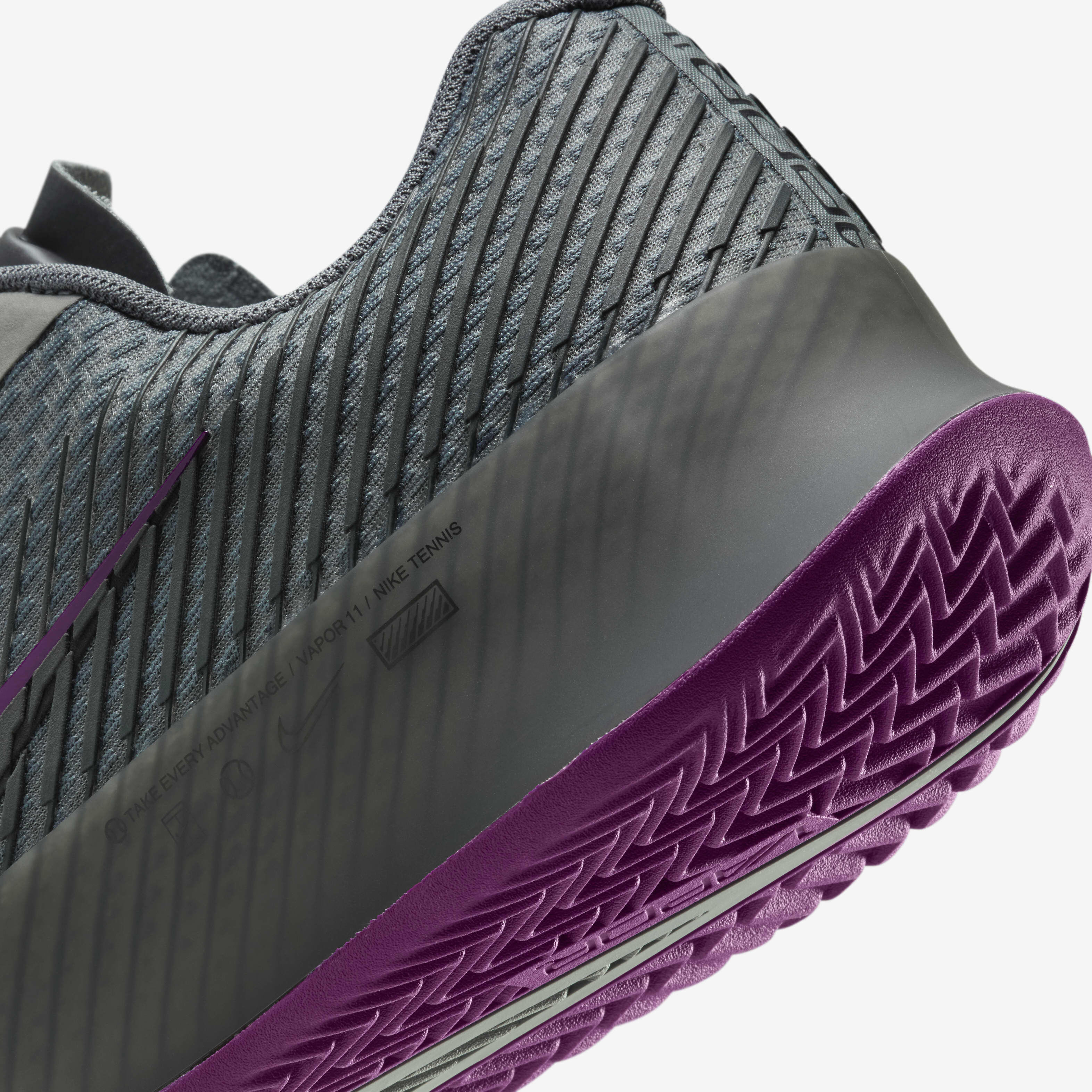 Nike air zoom tennis trainer top