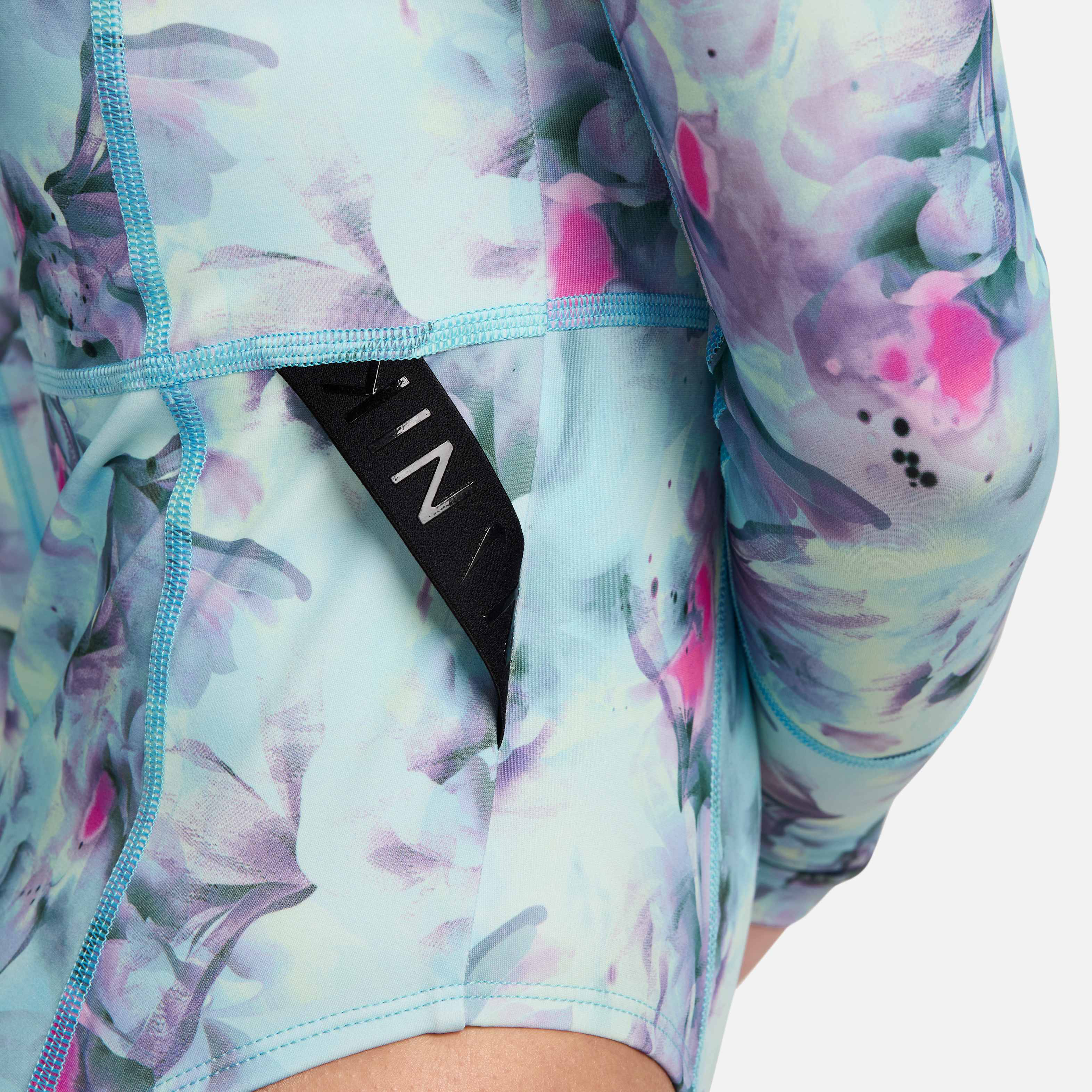 Nike Swim Hydralock Fusion image number 4